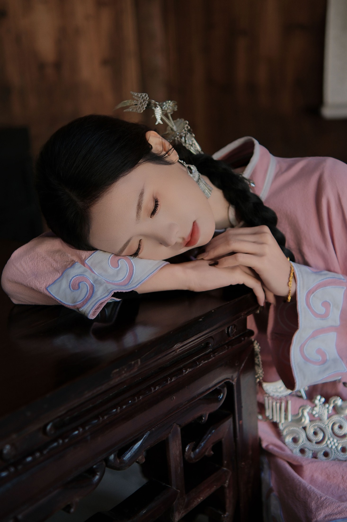 《粉色彝族》[32P] 插图4