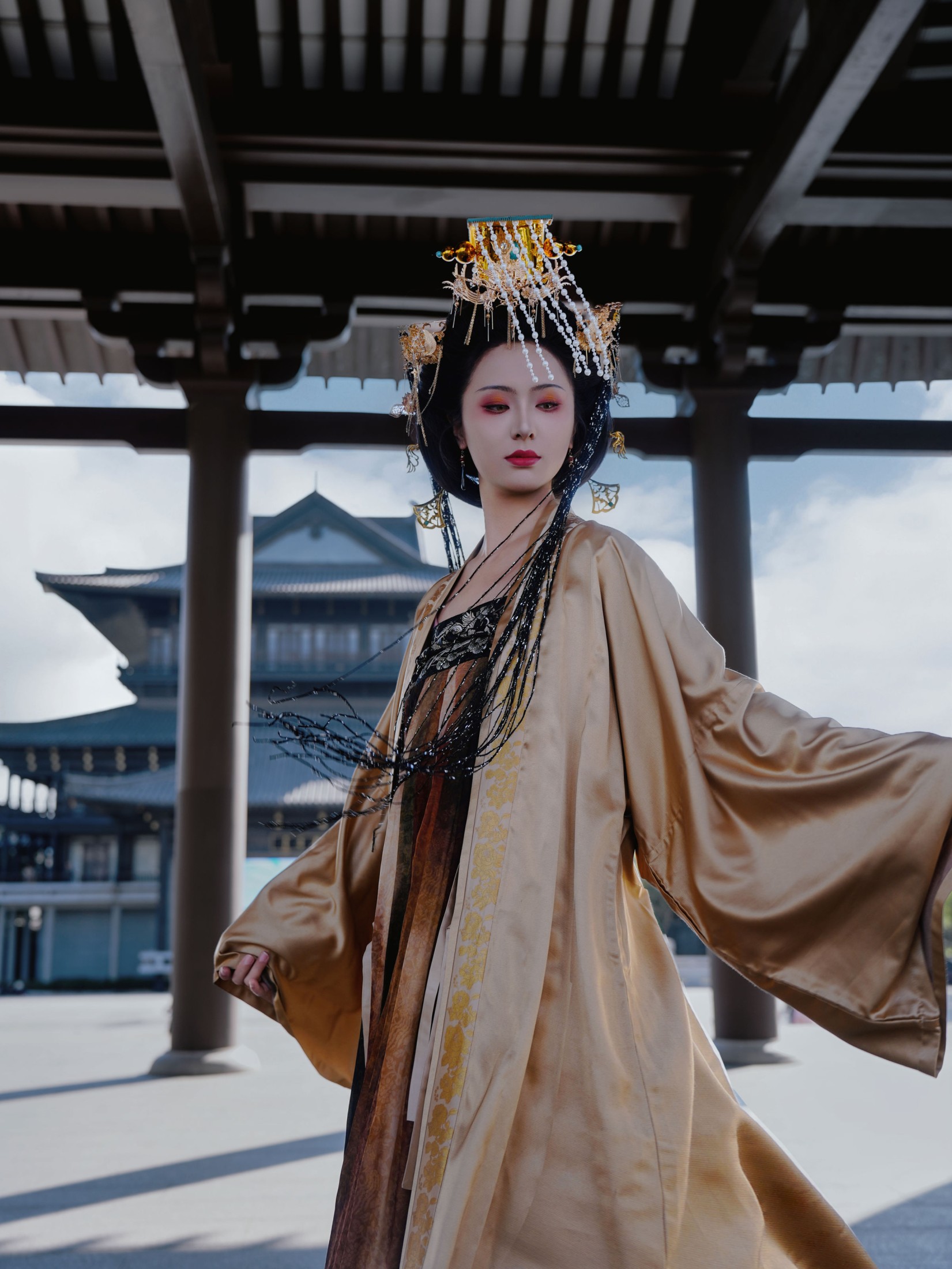 《女帝》[9P]-66COS