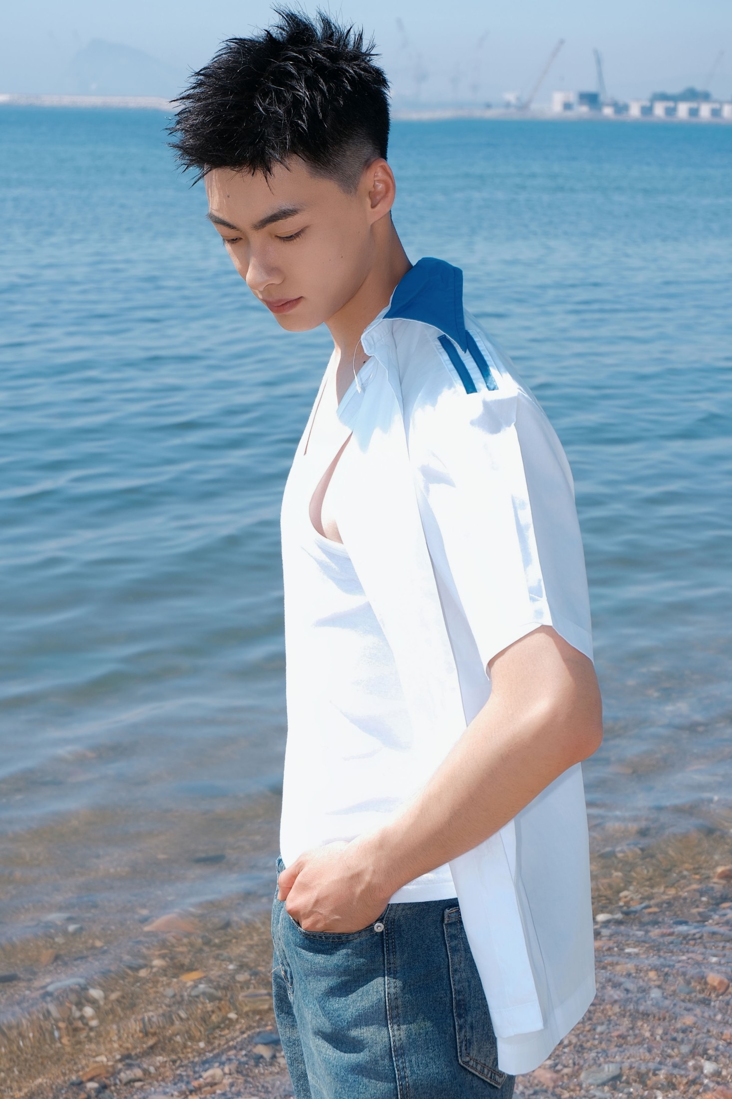 《海边少年戏水》[43P] 插图3