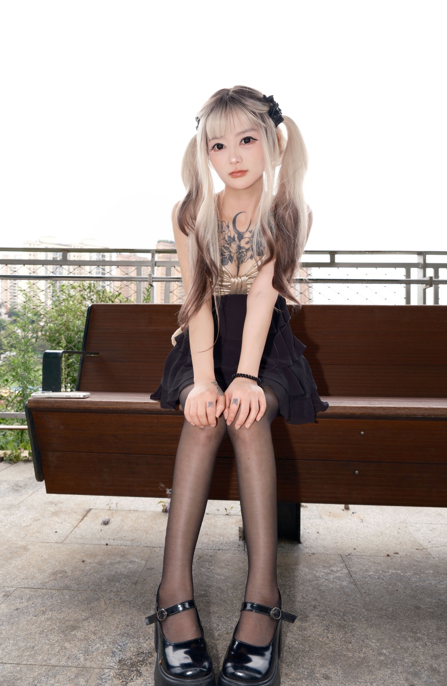 《富士NN｜火车站双马尾日系少女》[22P] 插图2
