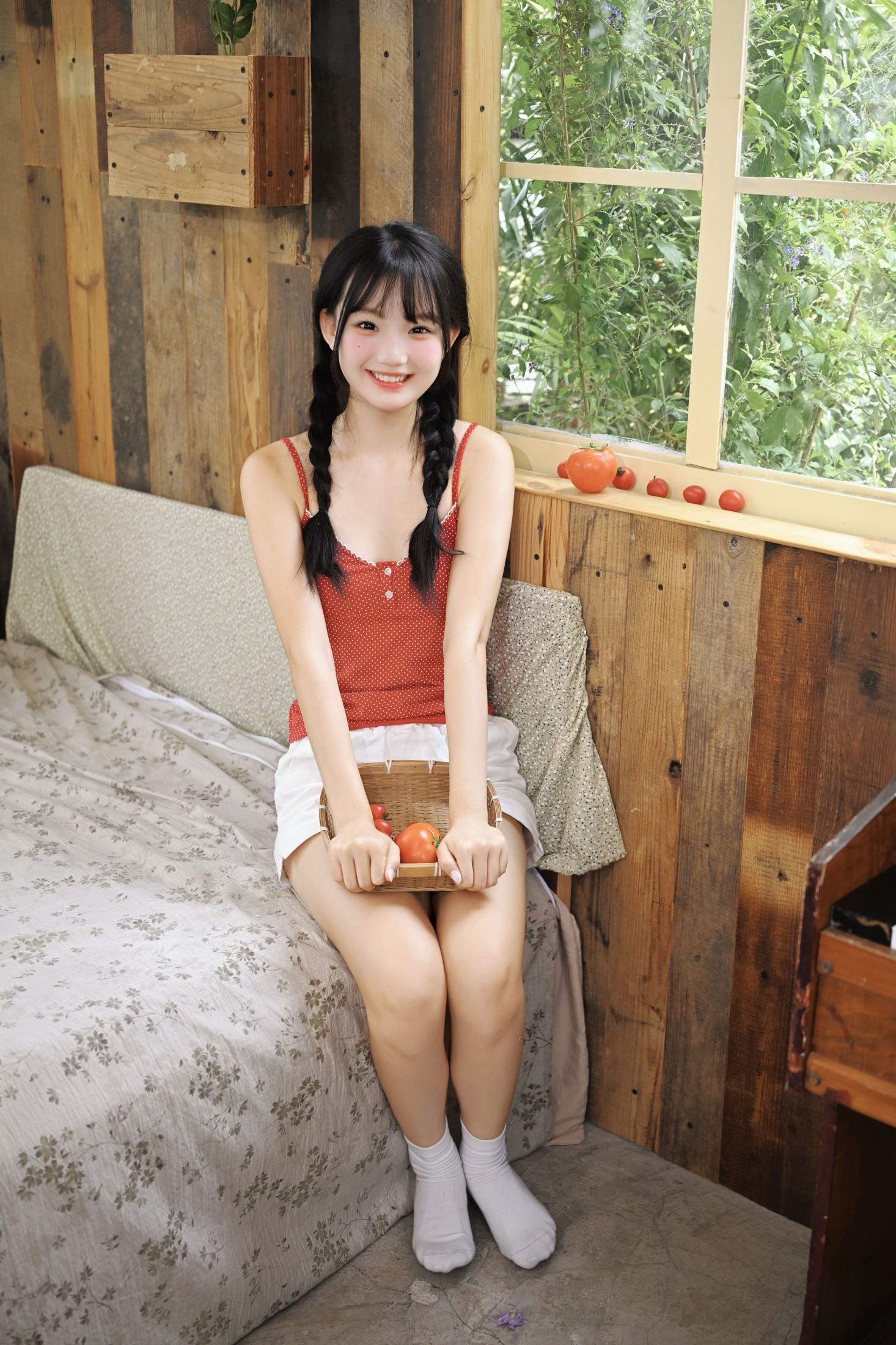 《旧木屋的午后，少女与番茄的时光》[14P] 插图3