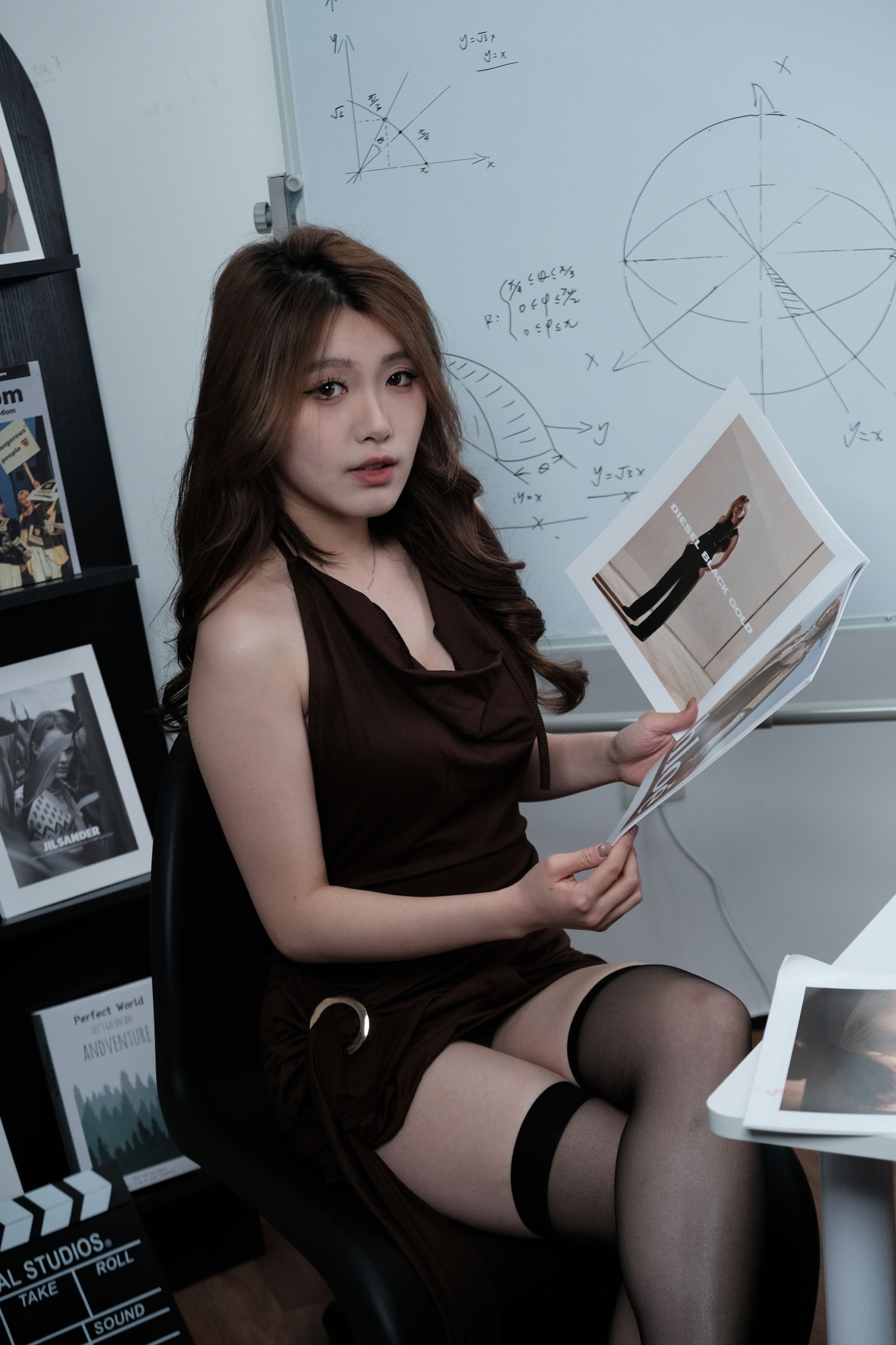 《办公室 黑丝女秘书》[37P] 插图4
