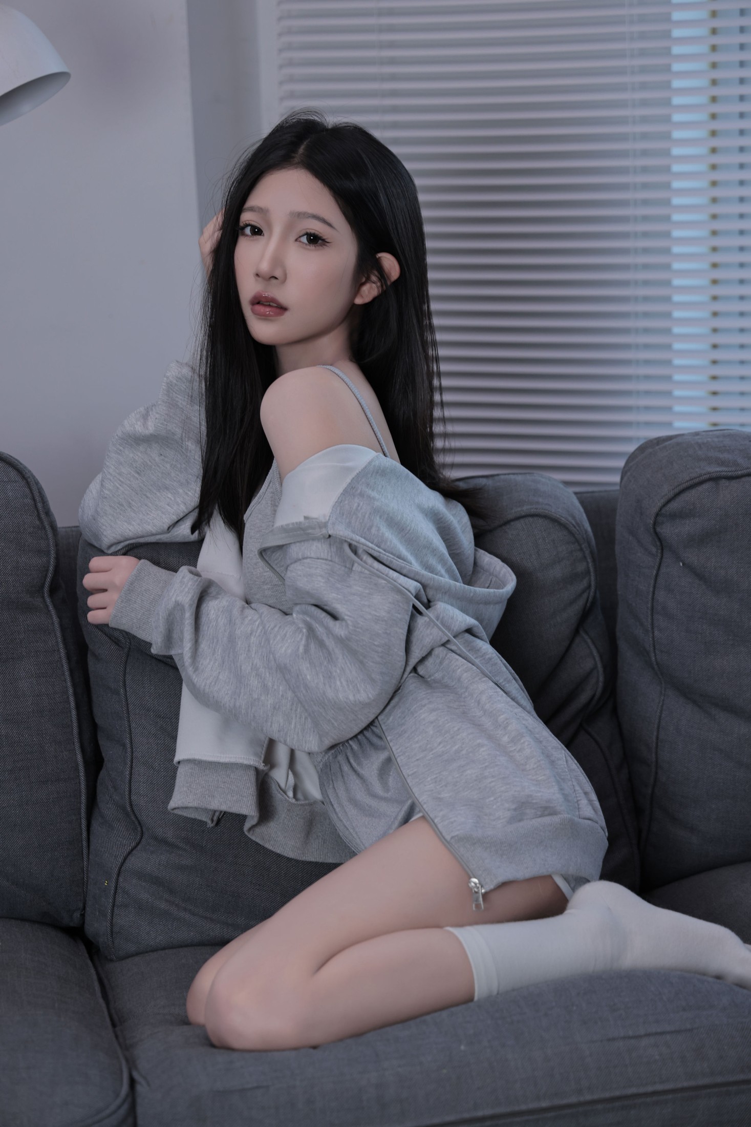 《浅灰心动信号》[10P] 插图2