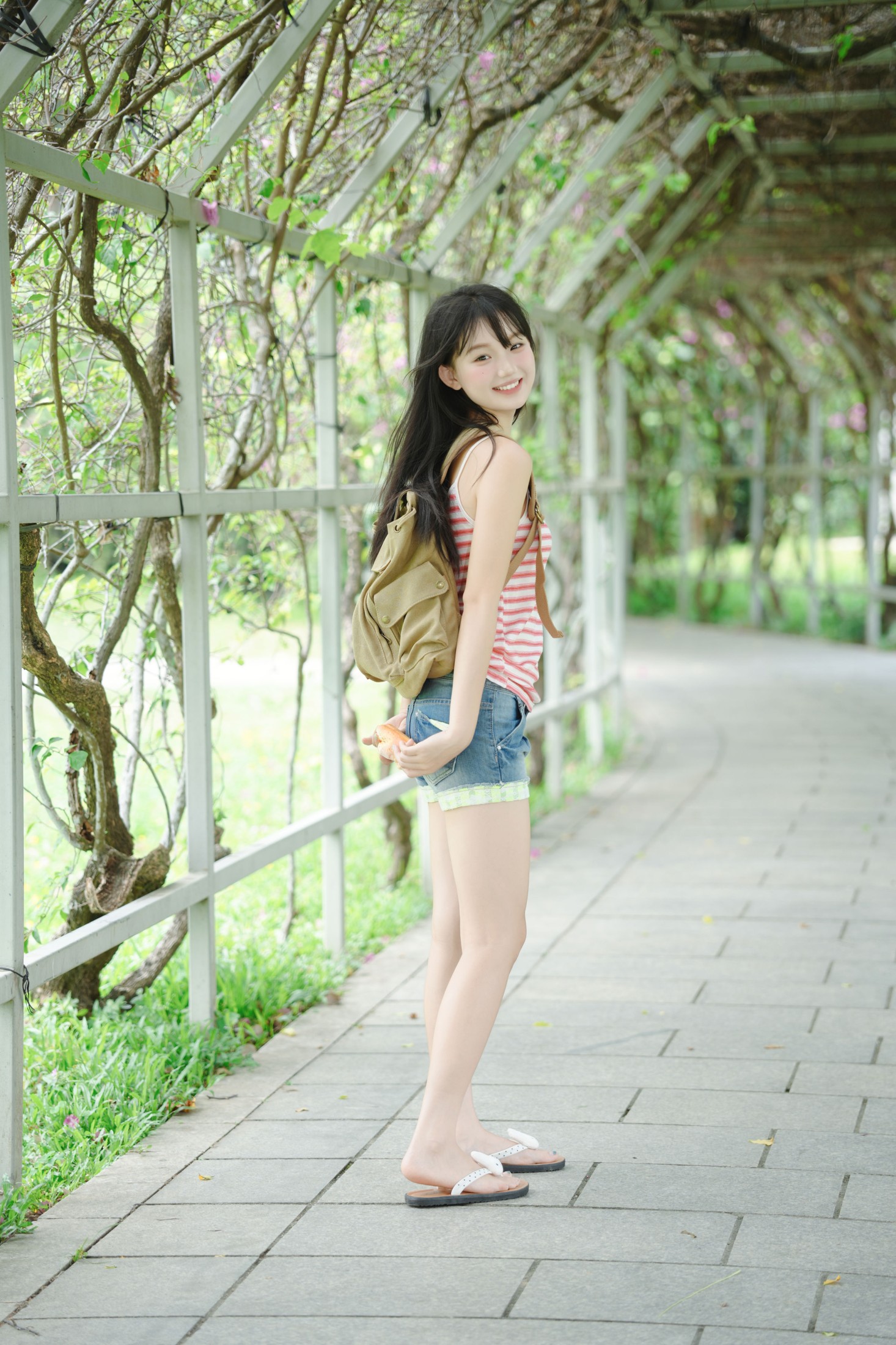 《夏季女孩》[12P] 插图4