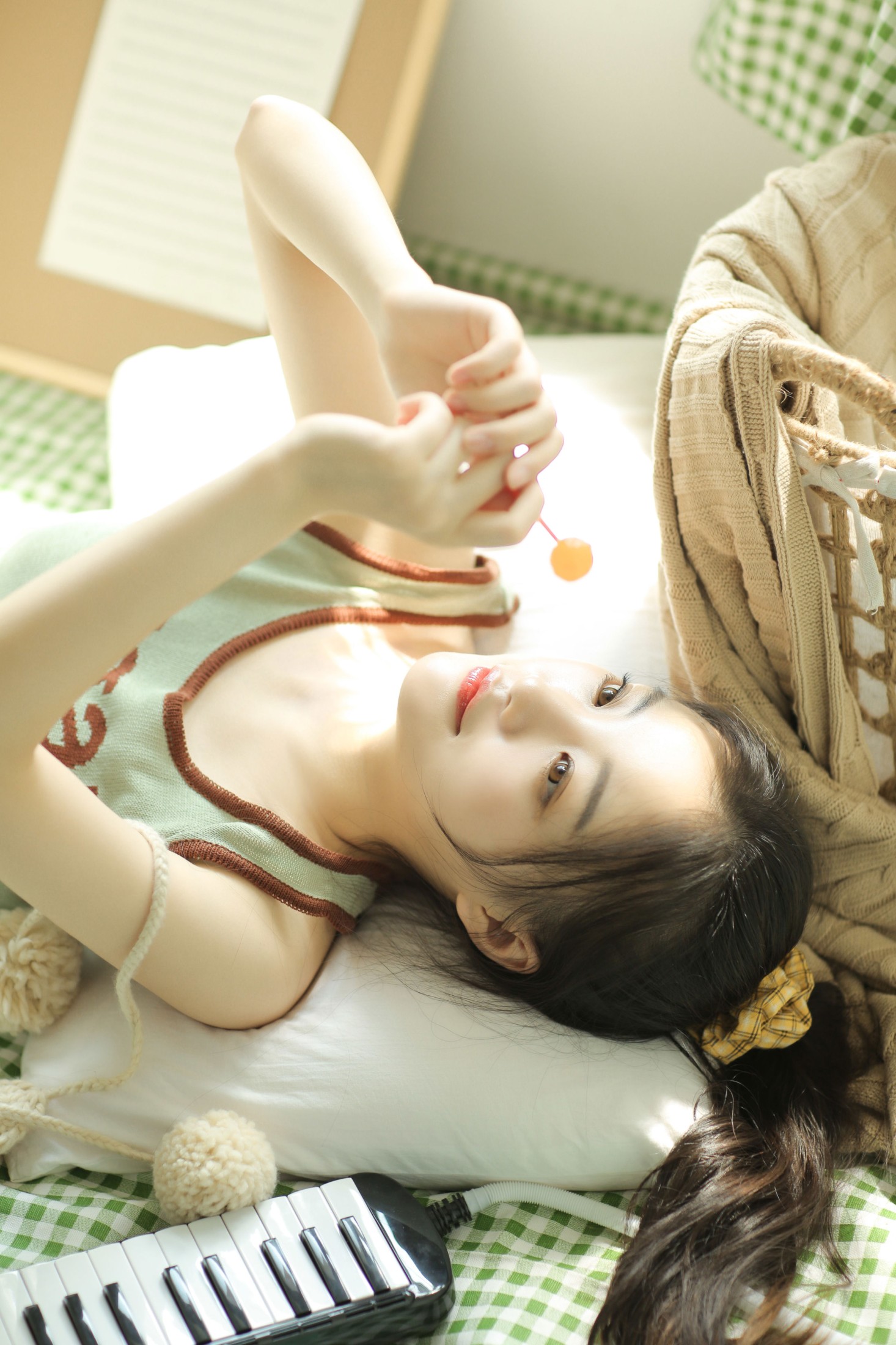 《如果浪漫有具像，那么一定是夏天》[12P]-66COS