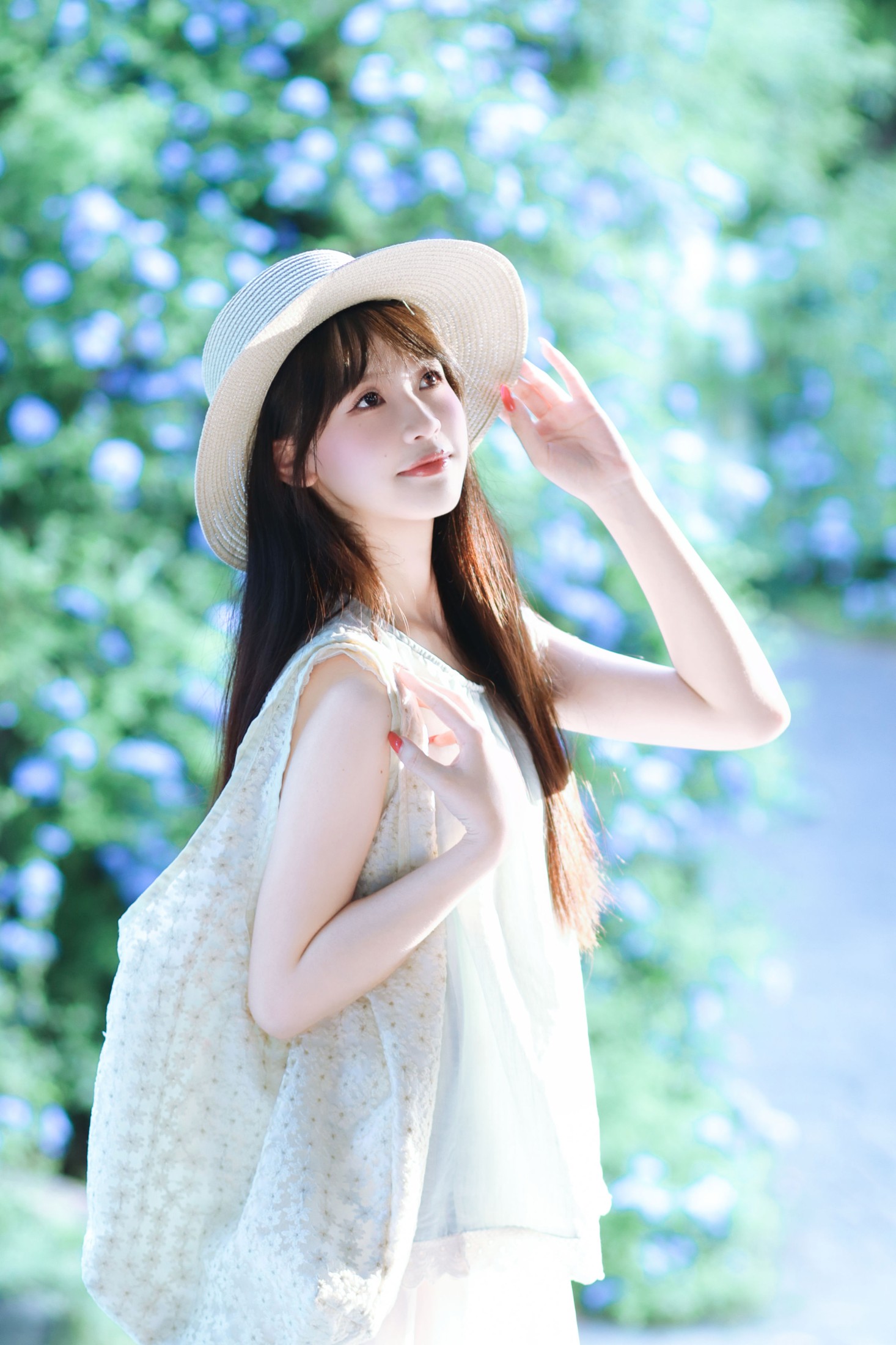 《盛夏的蓝雪花》[39P] 插图2