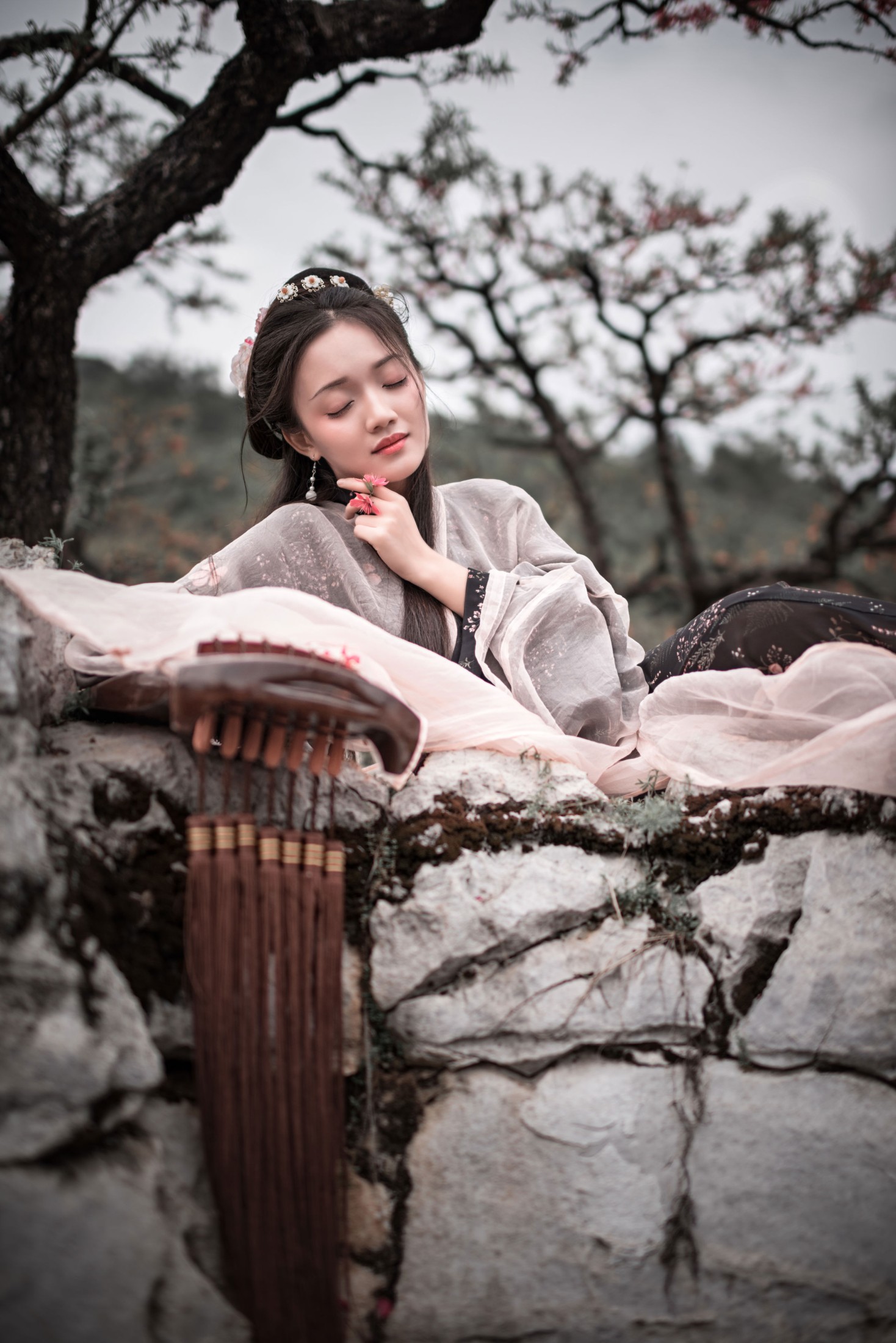 《落花枕琴，醉卧山林》[11P] 插图4