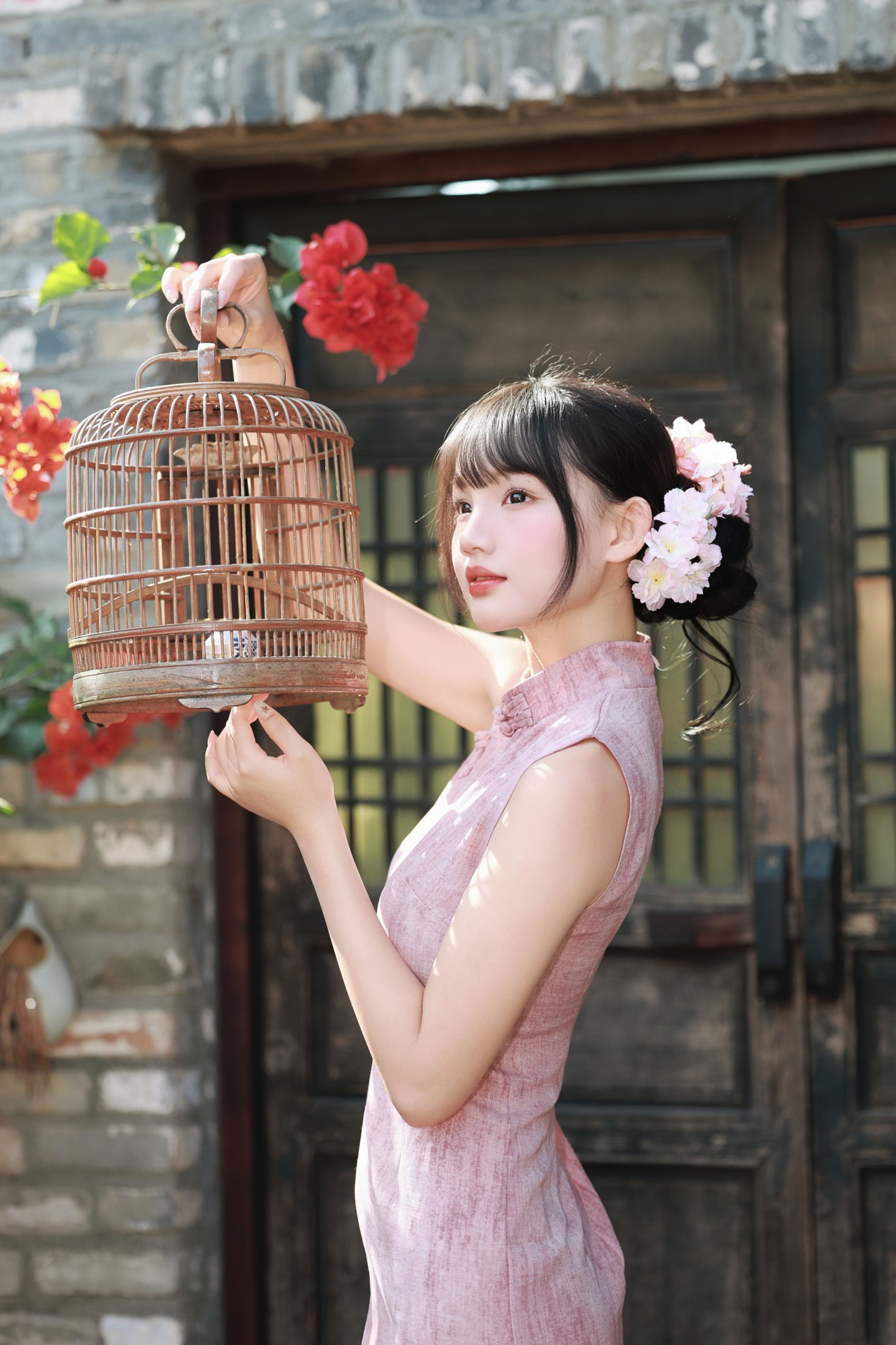 《三角梅开时，赴一场旗袍的旧梦》[15P]-66COS