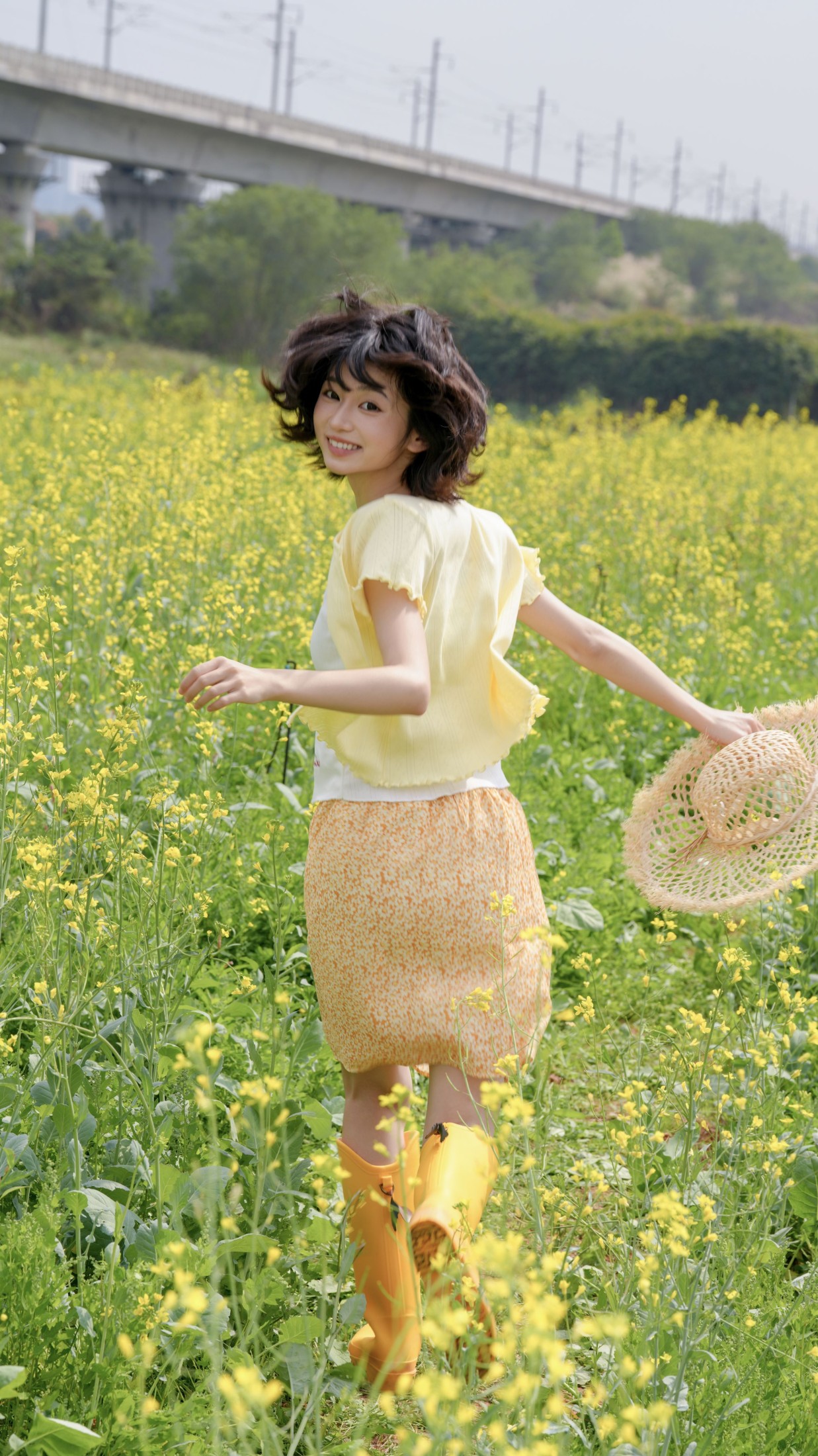 《油菜花少女》[29P]-66COS
