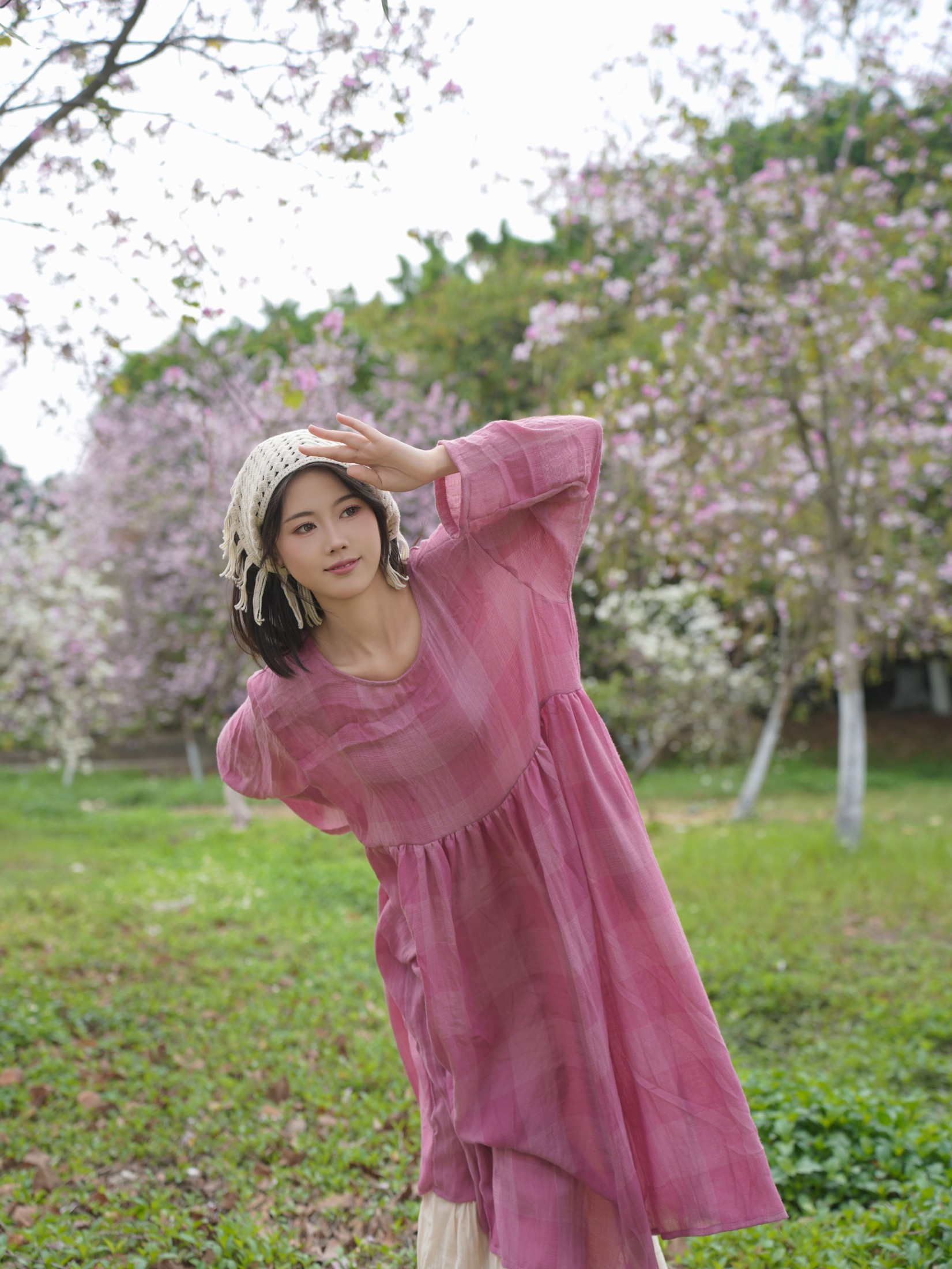 《紫荆花树下和三角梅》[20P] 插图3