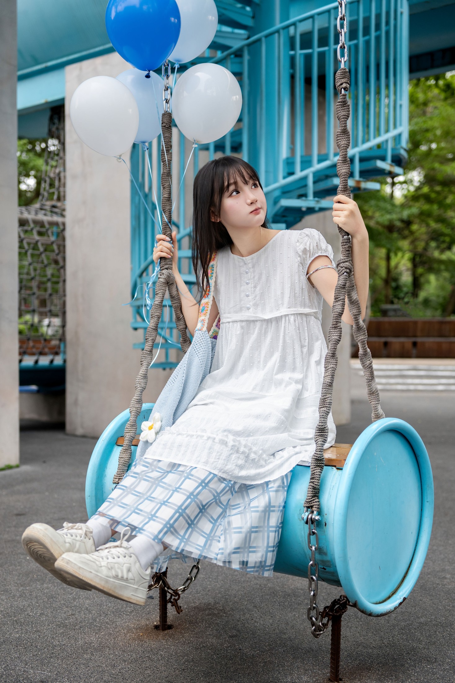 《纯白与薄荷蓝》[10P] 插图4