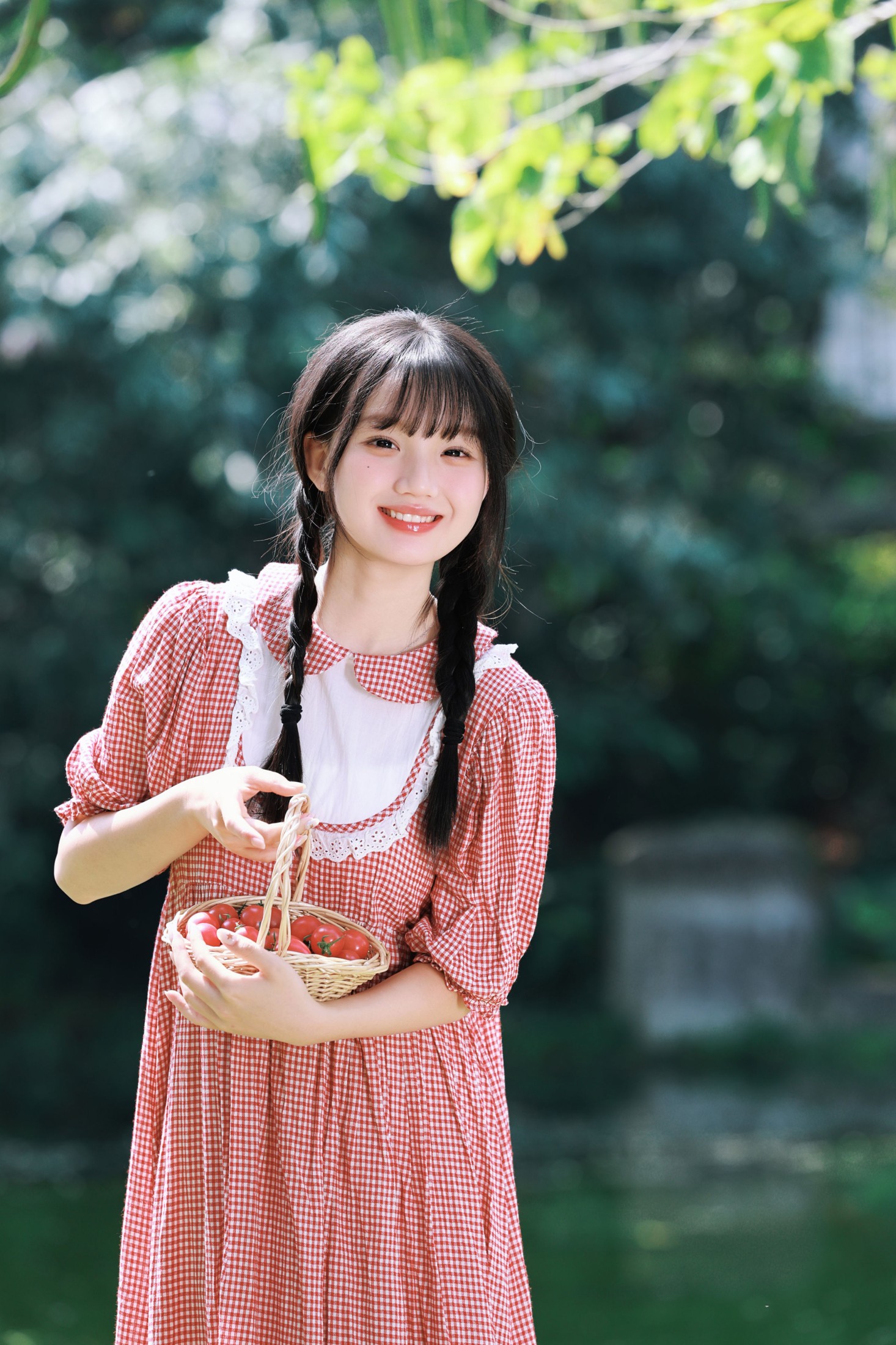 《红格裙与夏天，是甜度超标的小美好》[30P] 插图5