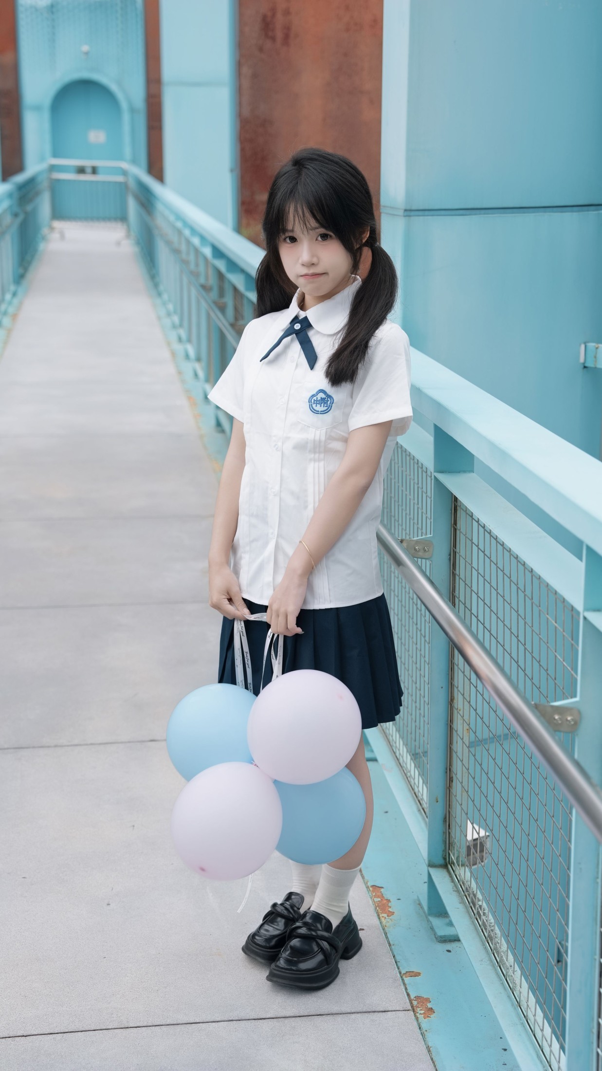 《游乐场里的可爱甜妹》[32P] 插图3