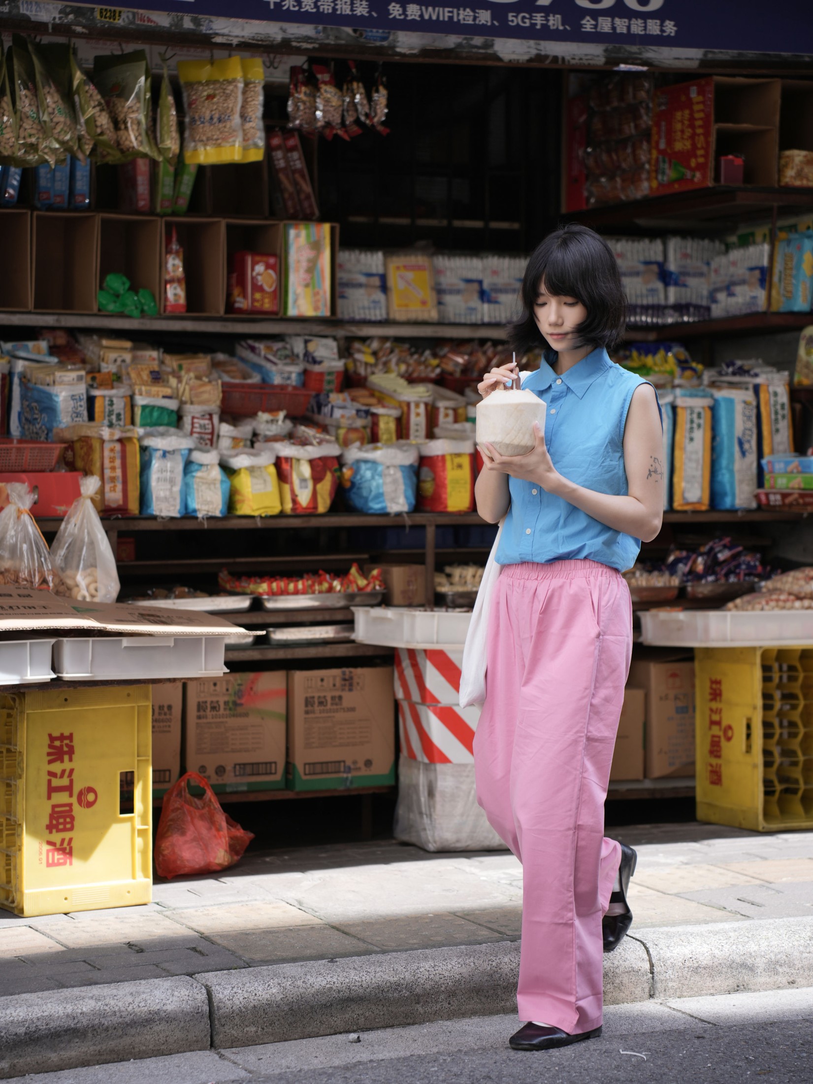 《旧城区的街头》[19P]-66COS
