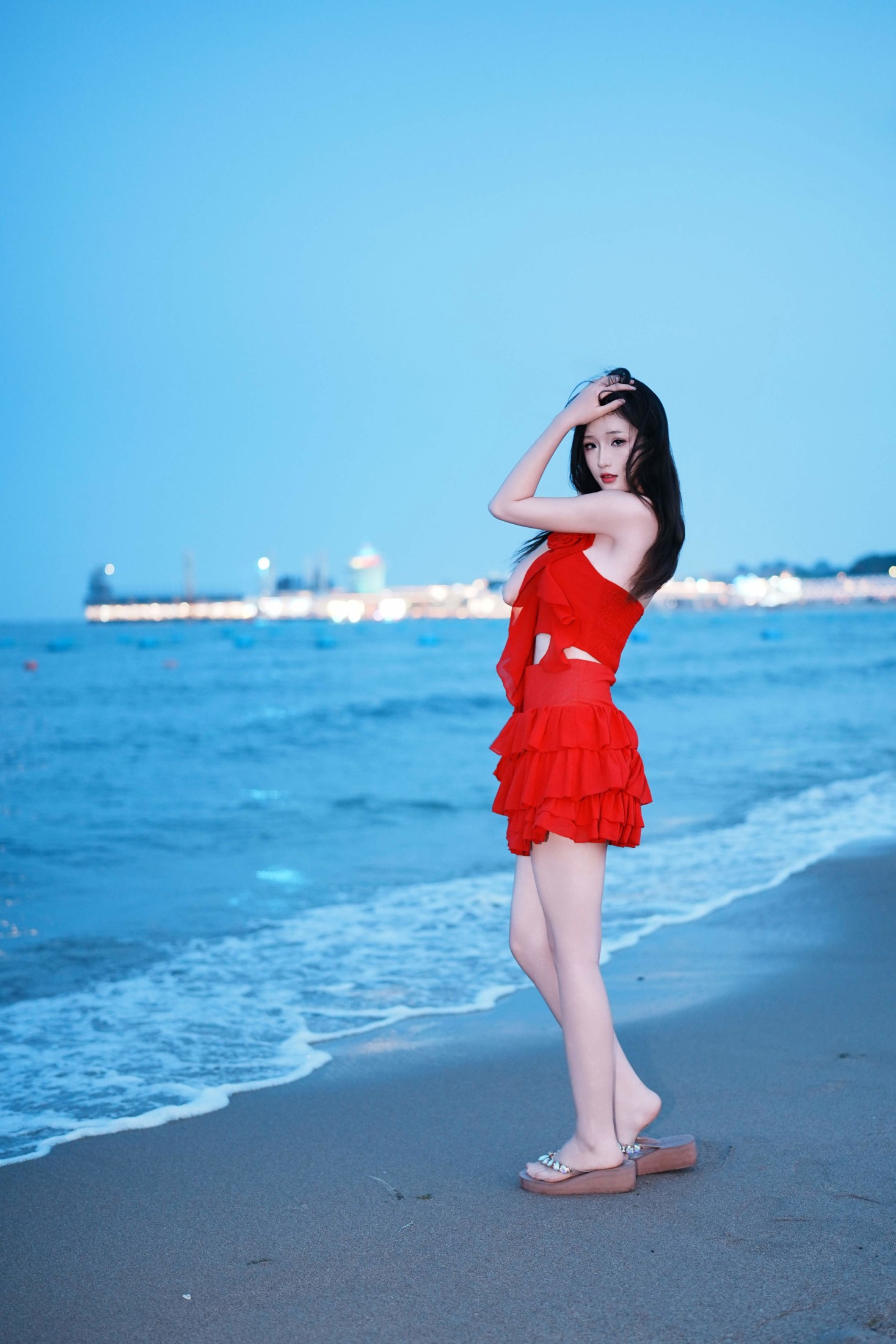 《海边的泳装少女》[23P] 插图3