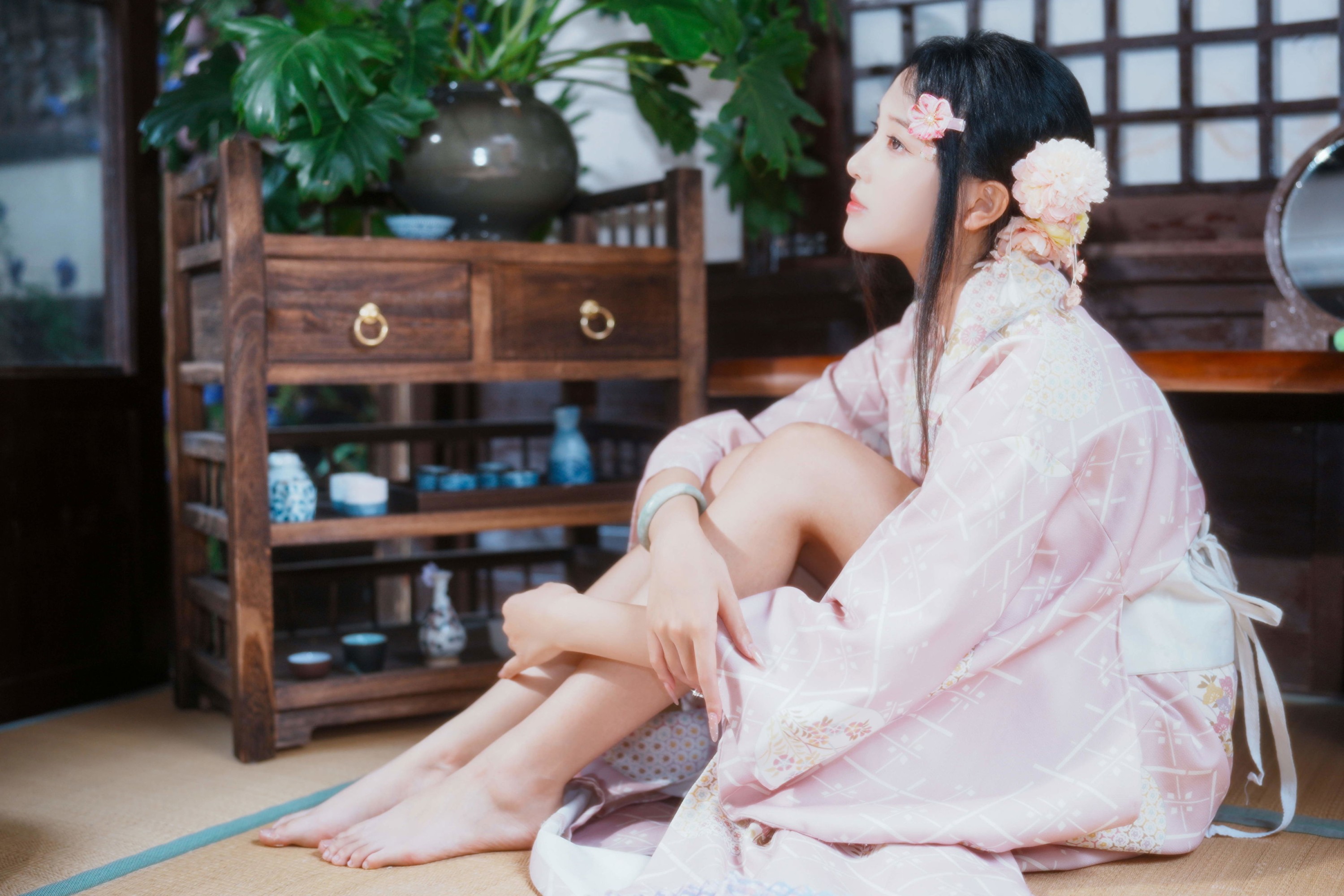 《木屋实景棚拍照秘诀｜巧用束光源提升画面层次感》[24P] 插图4