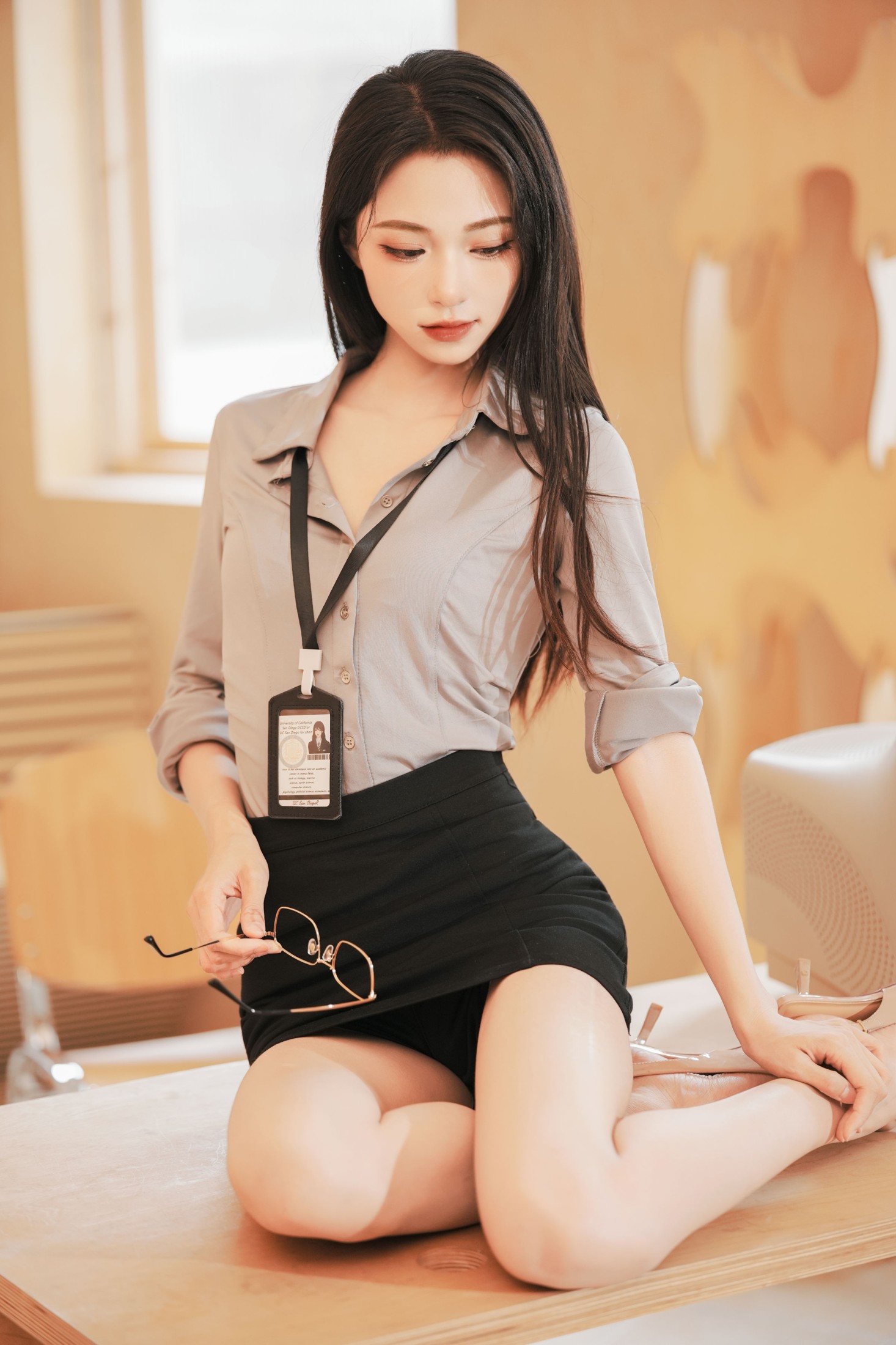 《性感秘书》[20P] 插图3