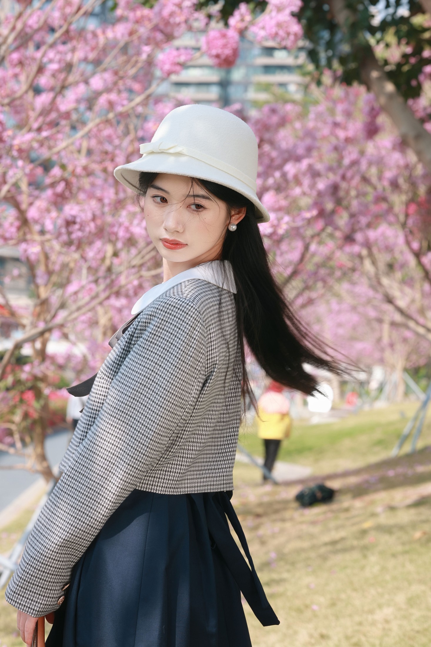 《粉花树下的春日信笺，藏着少女的心事》[43P] 插图5