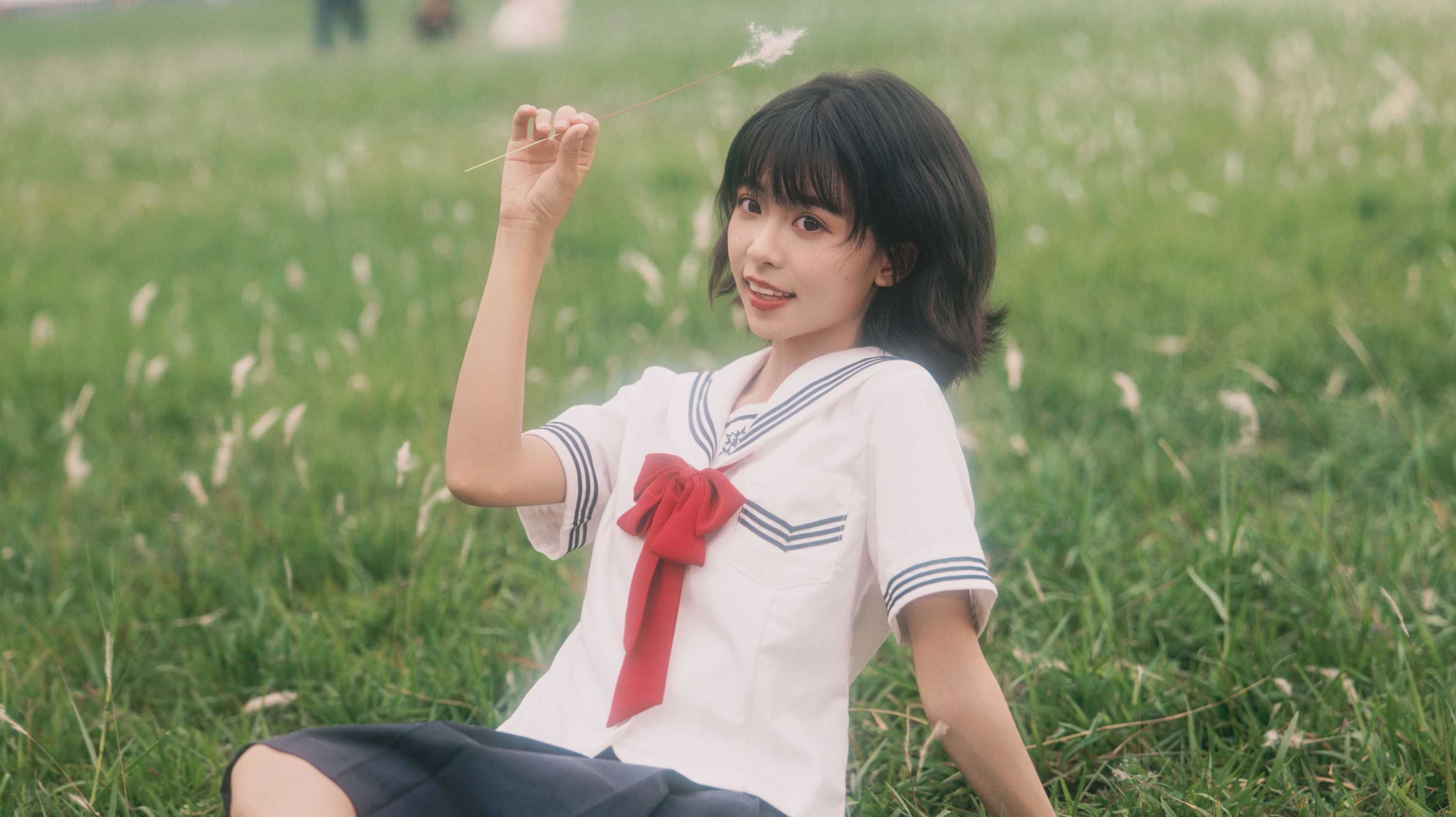 《青草与白衬衫的价格是九磅十五便士》[17P] 插图2