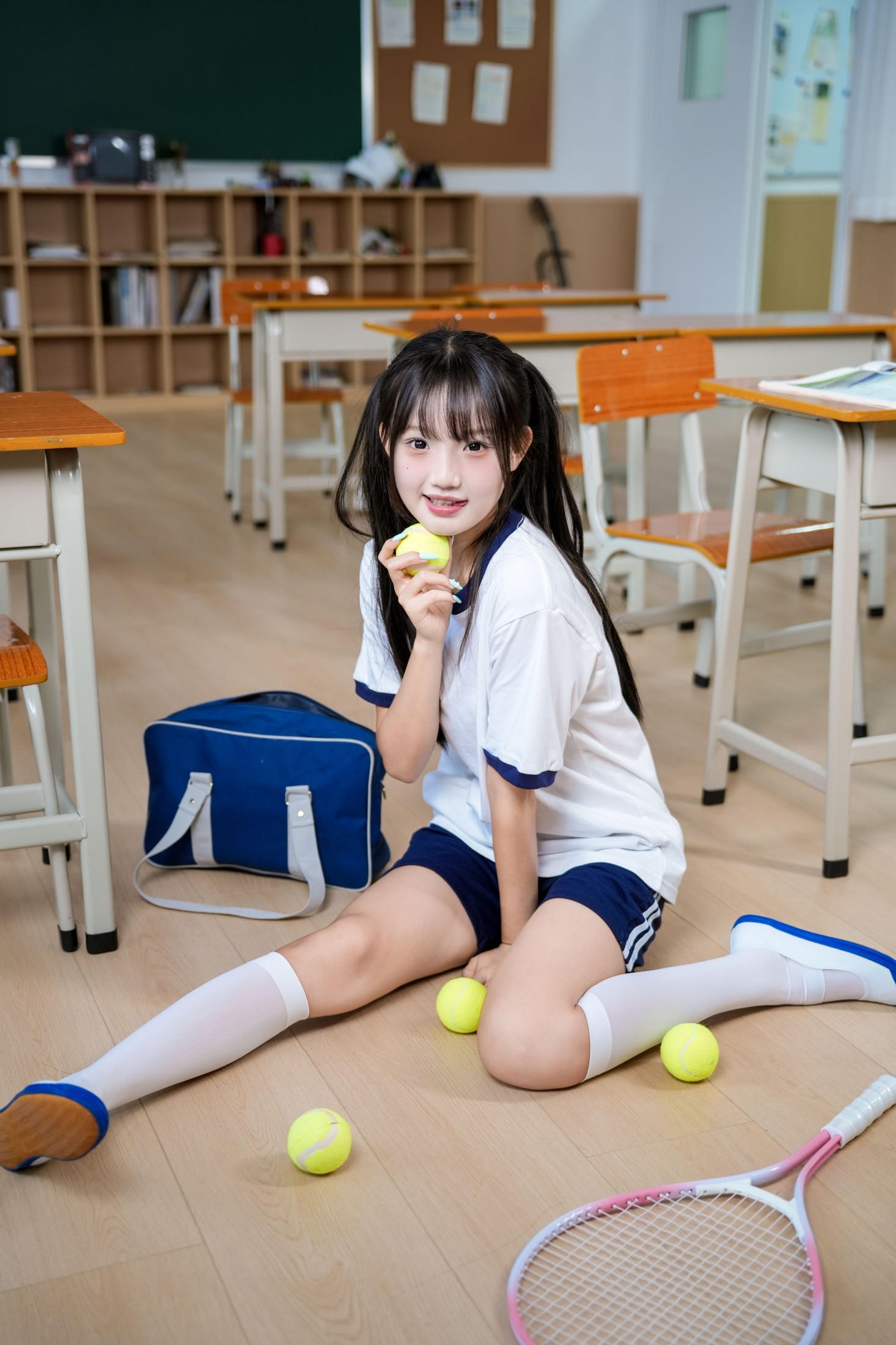《课桌之间，是闪闪发光的青春》[39P] 插图5