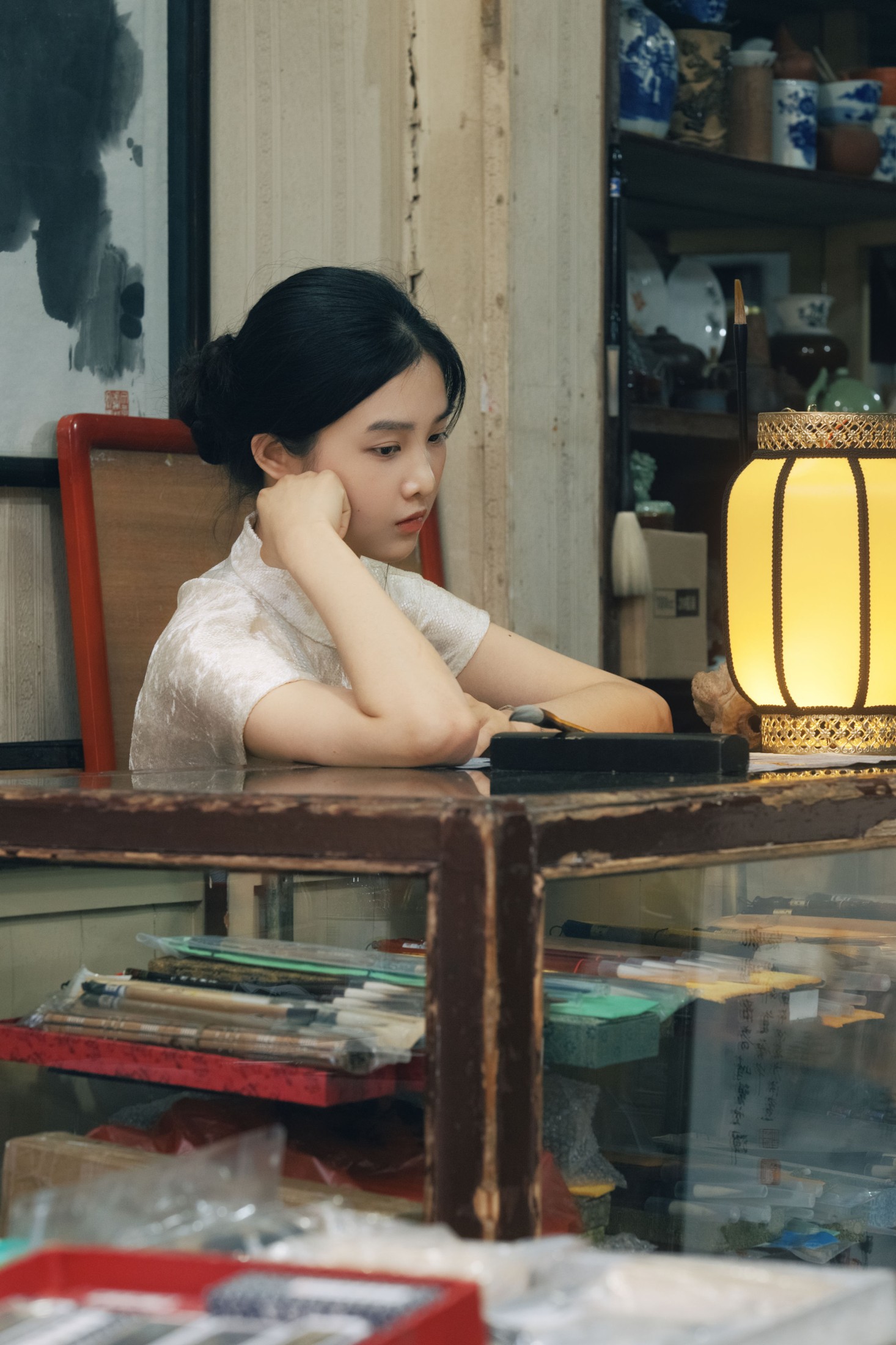 《她依然守着那间小店，对抗着时间》[16P] 插图3
