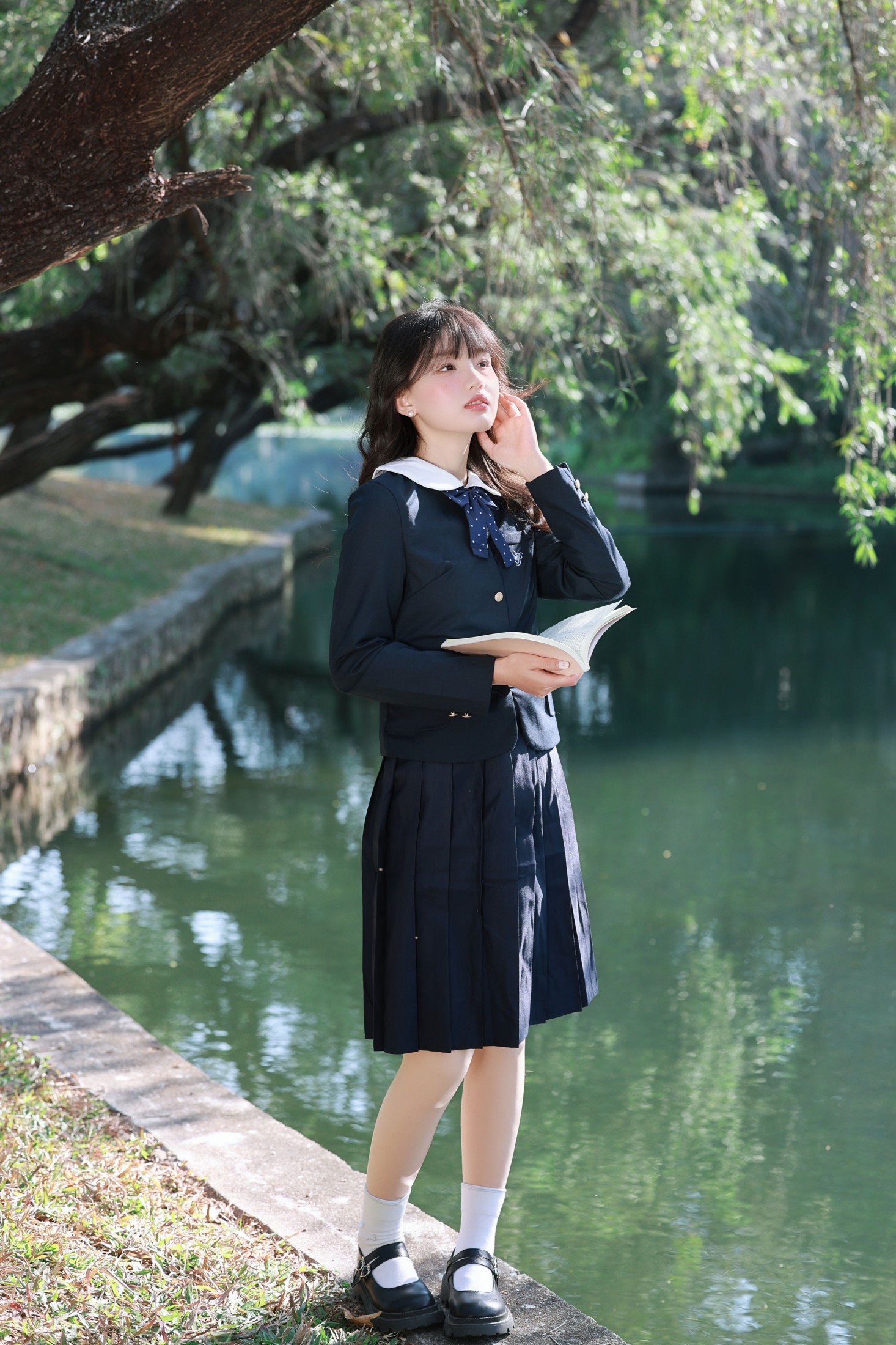 《阳光、书本和白衬衫，是青春最美好的样子》[16P] 插图3