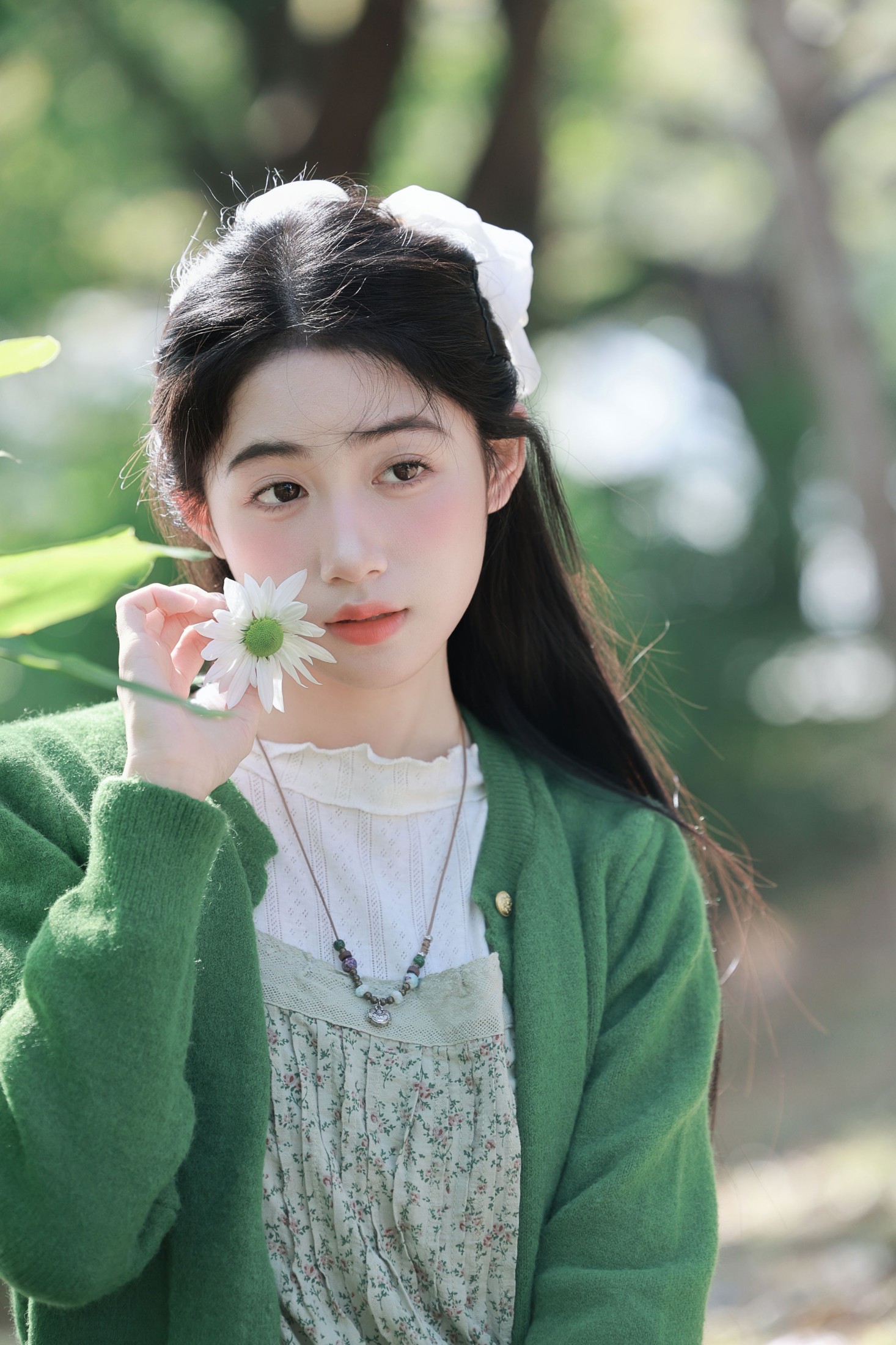 《青苹果与雏菊，写在春日里的温柔诗》[14P] 插图3