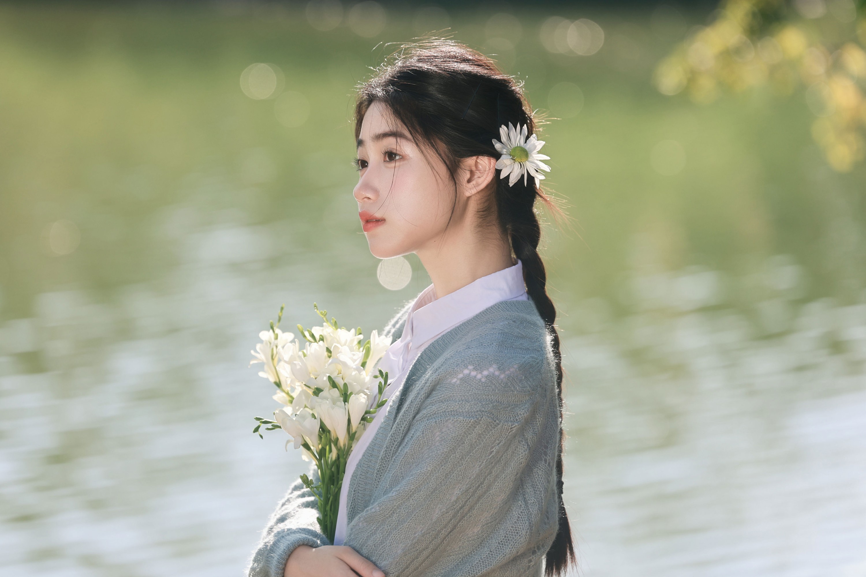 《湖畔、光与少女，藏在春日里的一首诗》[41P] 插图4