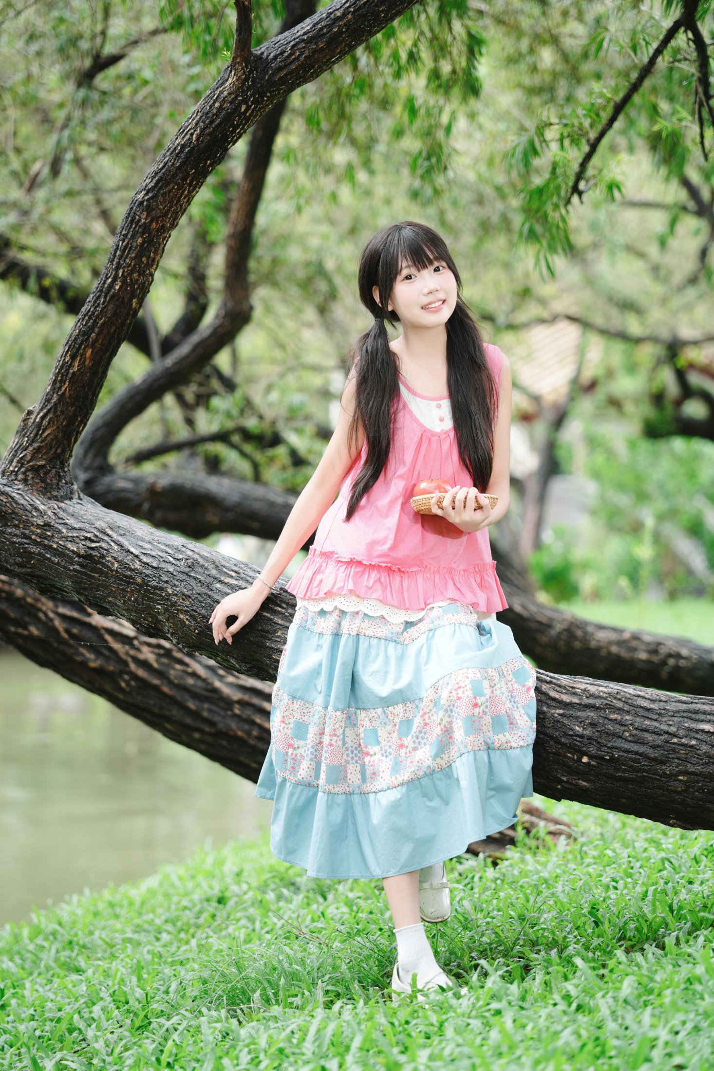 《湖边少女》[12P]-66COS
