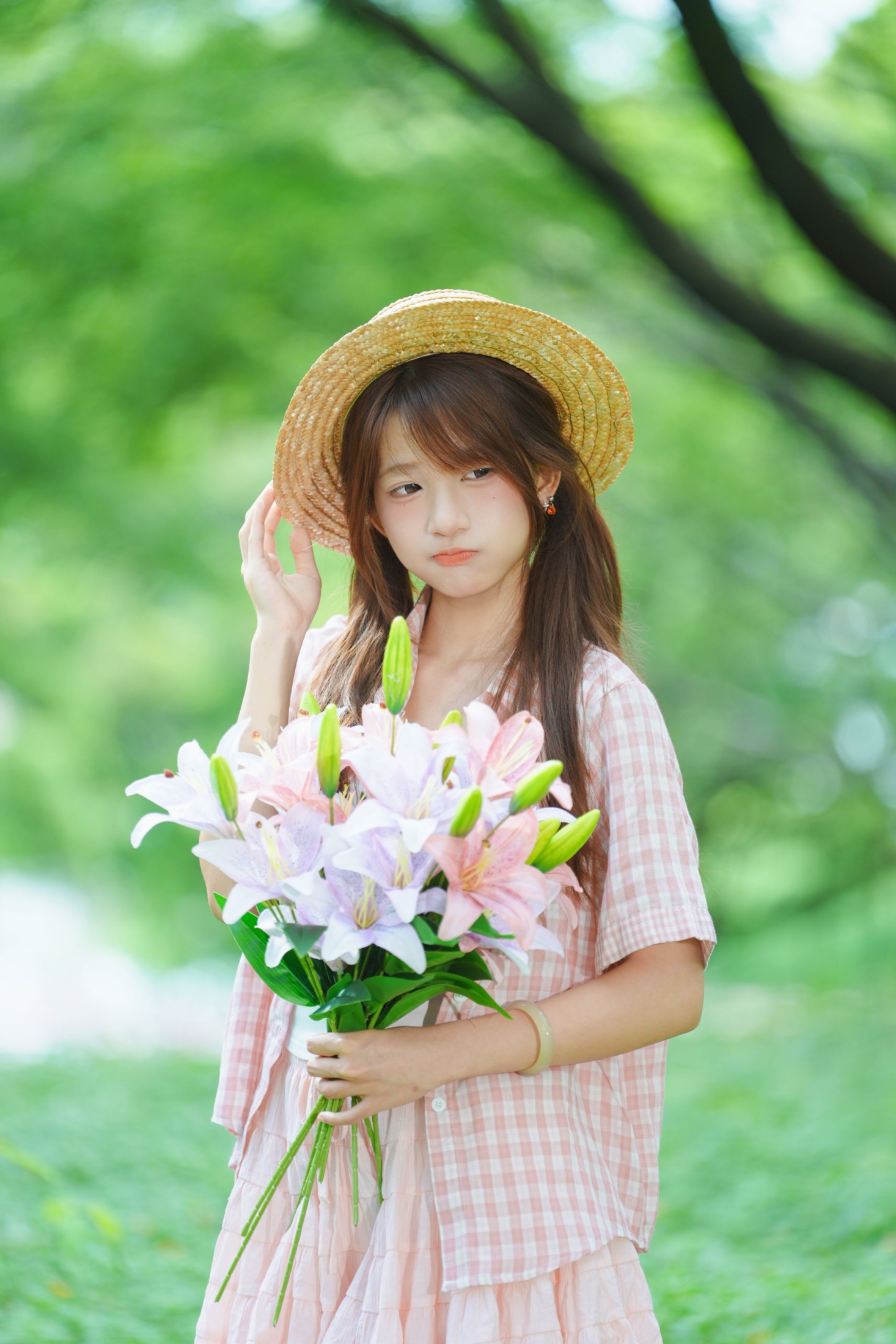 《夏天就要这样穿！粉白格纹配百合，治愈系数爆表！》[9P]-66COS