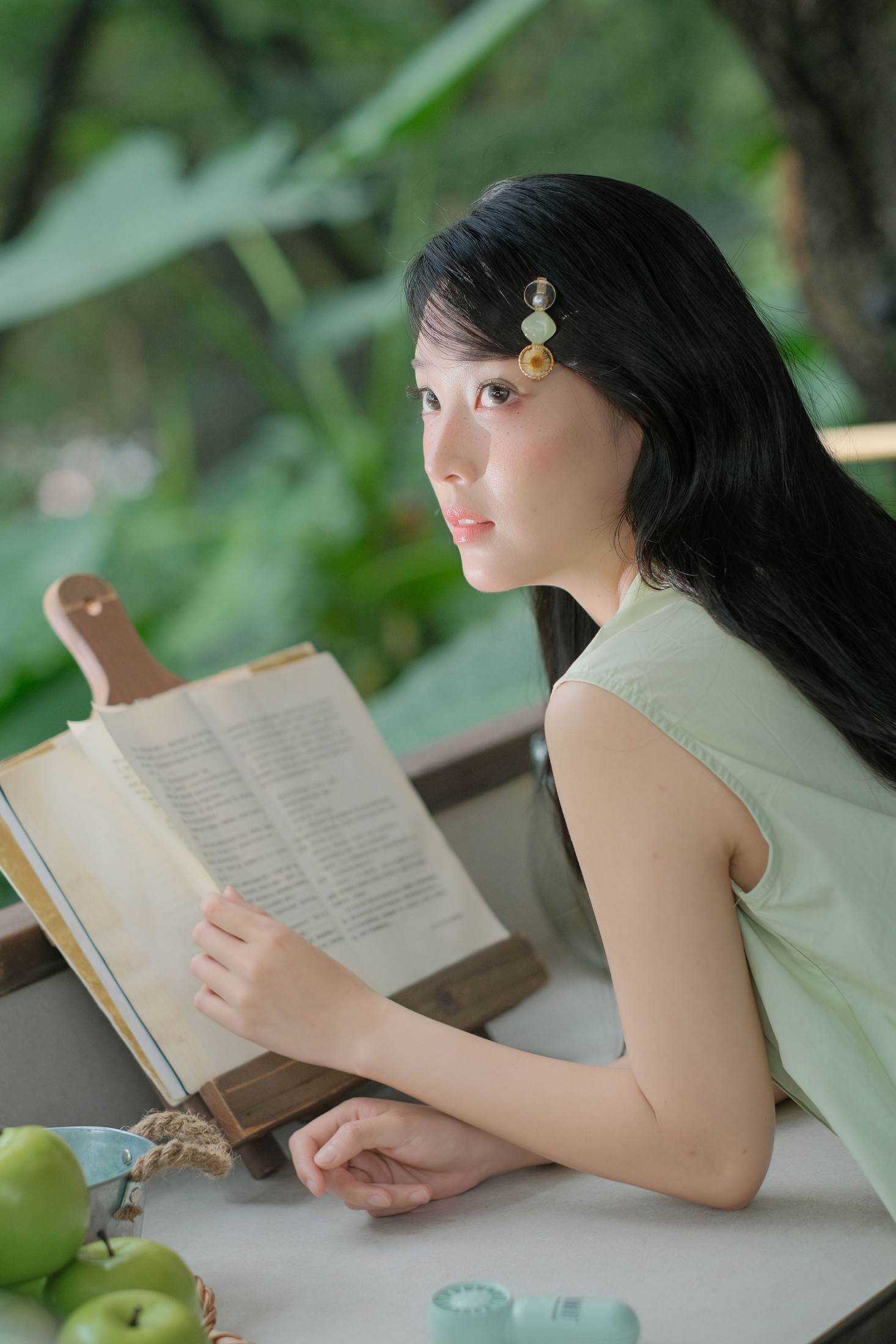 《青苹果味的初夏小院》[22P] 插图2