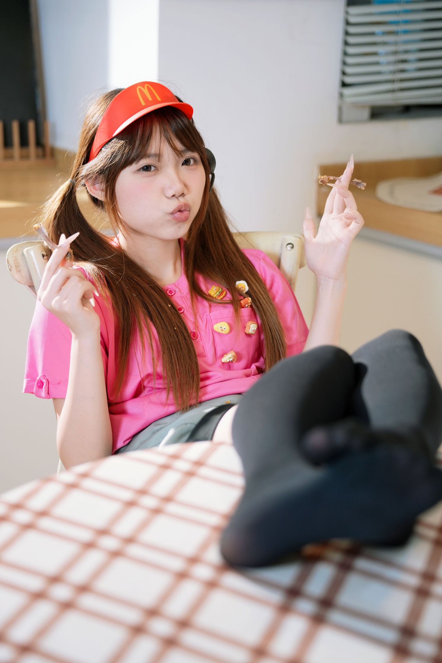 《麦当劳女孩》[15P] 插图2
