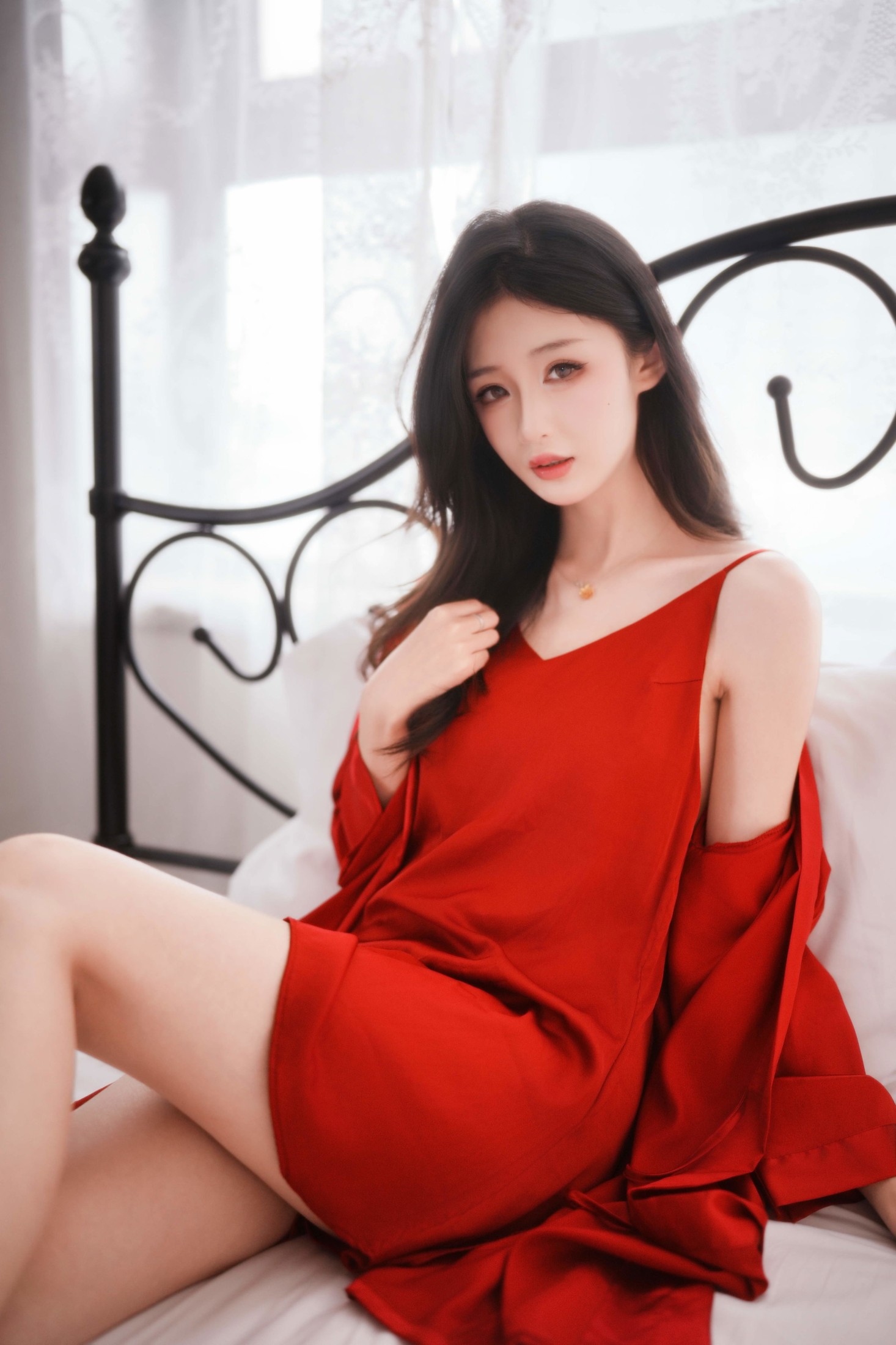 《模特林瑜 ｜ Vol.30 - 红色吊带裙》[24P] 插图2