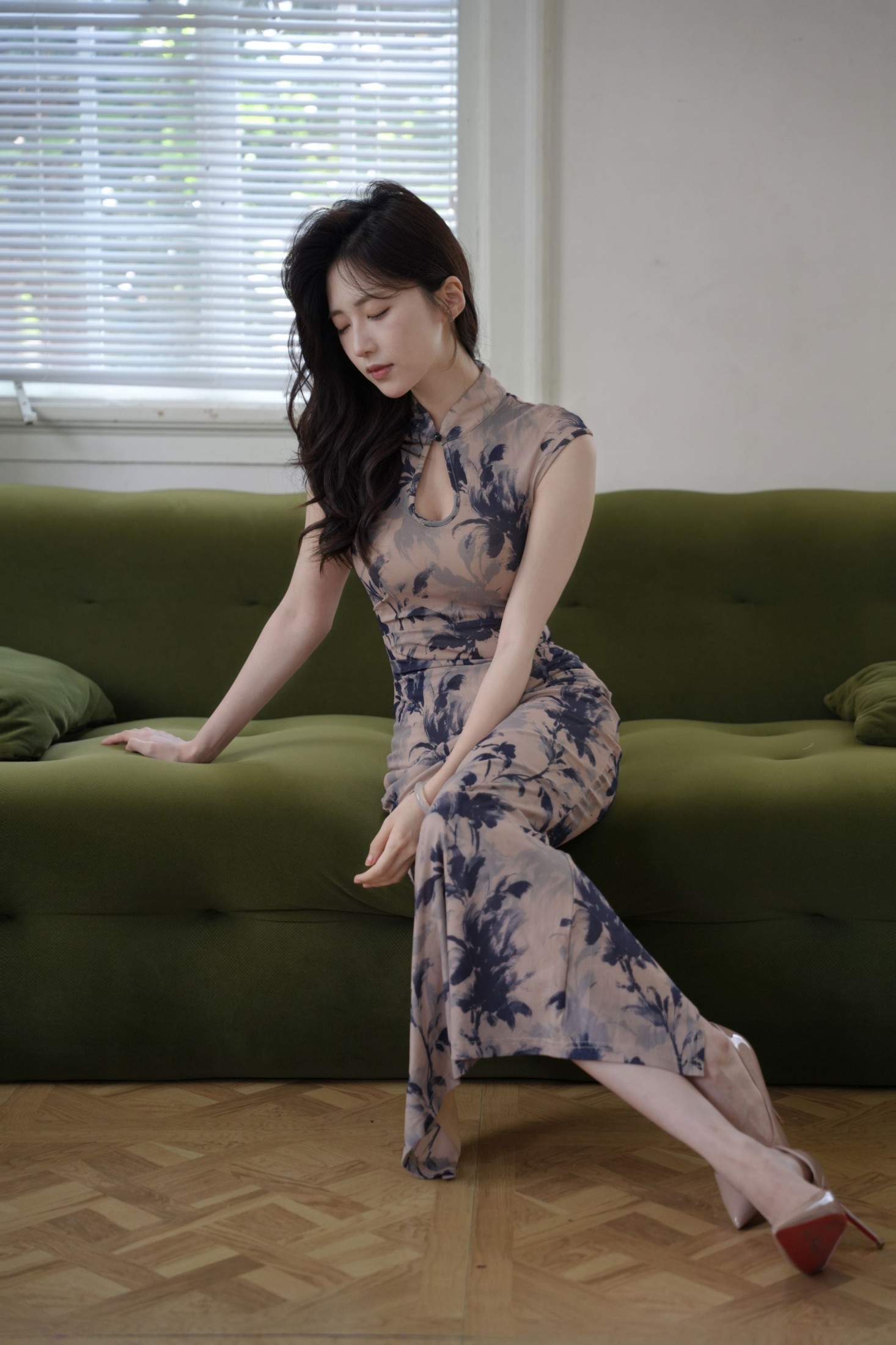 《水墨旗袍》[18P] 插图2