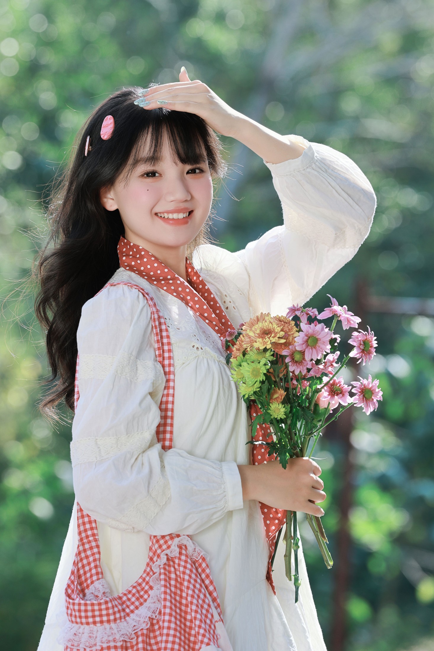 《谁懂啊！在公园拍到了童话里的田园少女，心都化了》[40P] 插图3