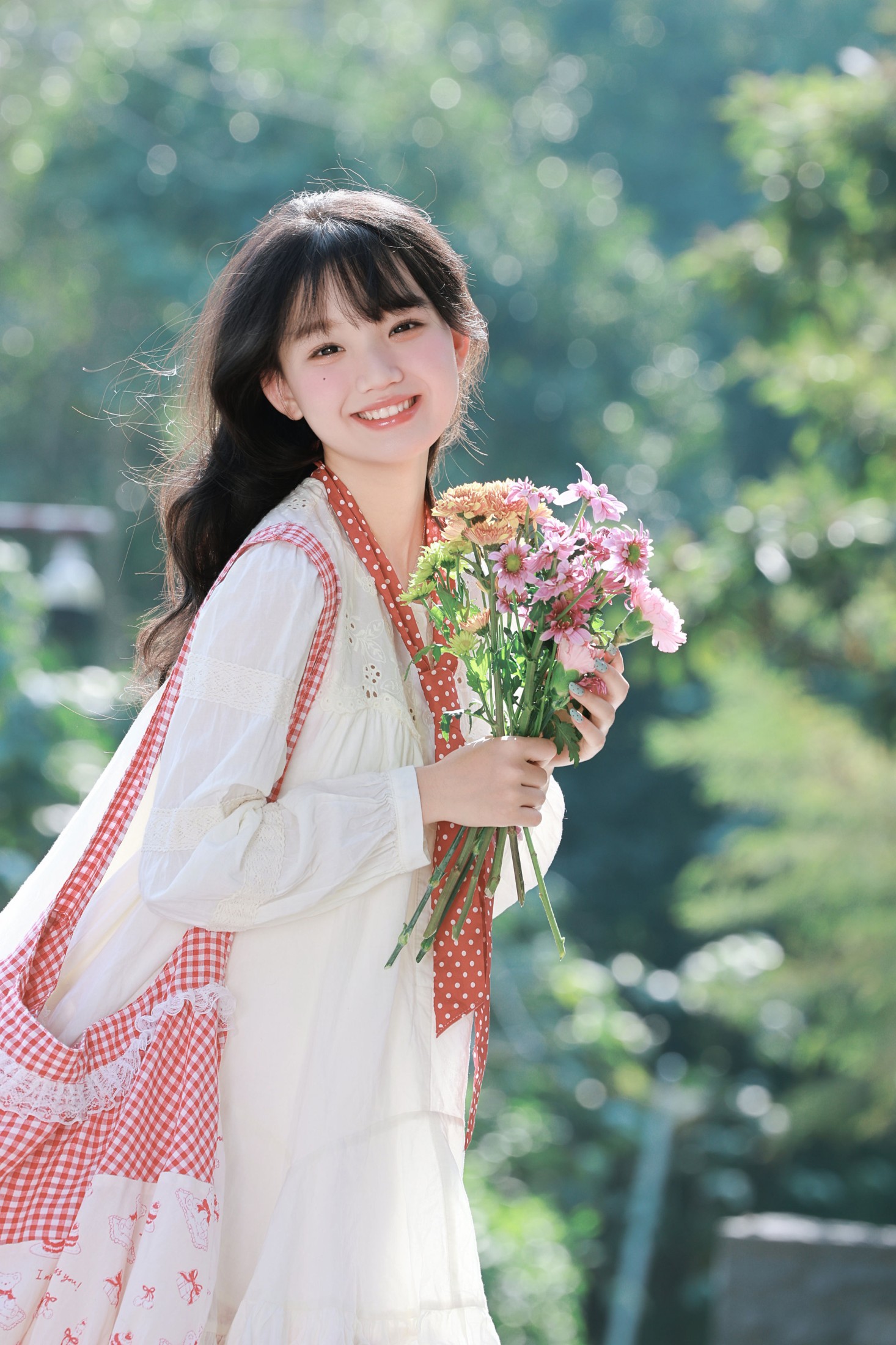 《谁懂啊！在公园拍到了童话里的田园少女，心都化了》[40P] 插图4