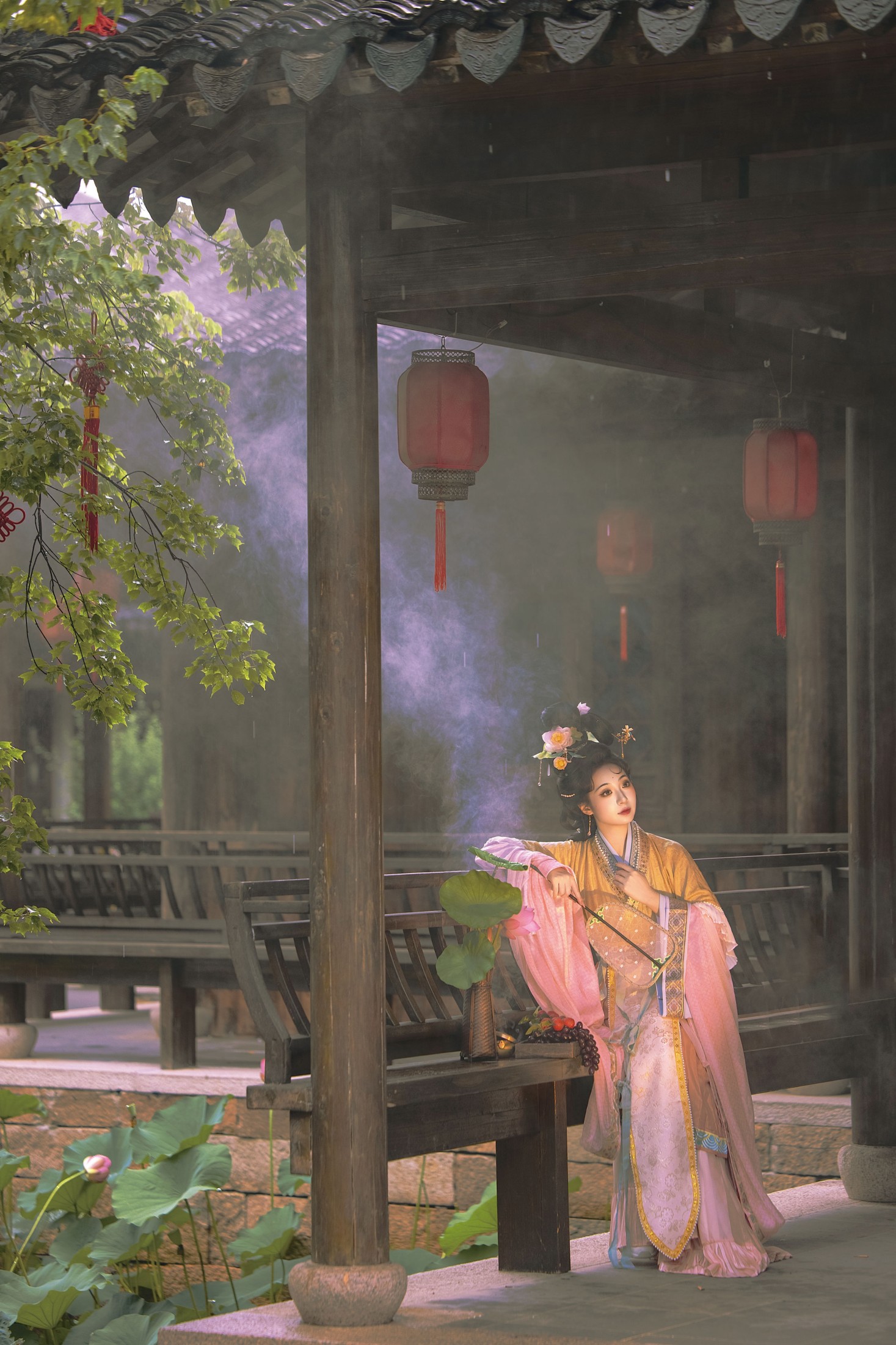 《晚风吻尽荷花叶》[15P] 插图2
