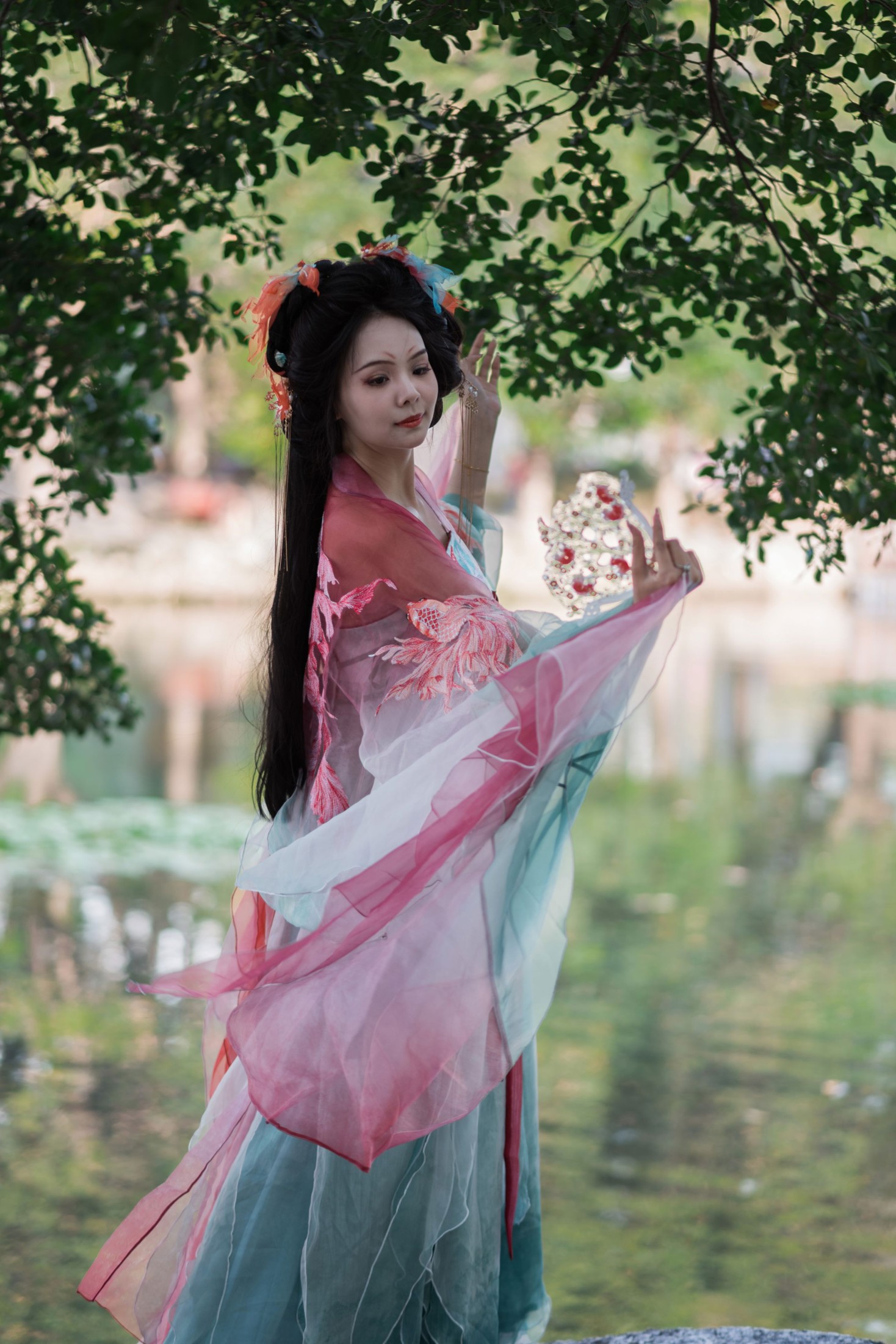 《湖畔清欢，汉服寻幽》[52P] 插图4