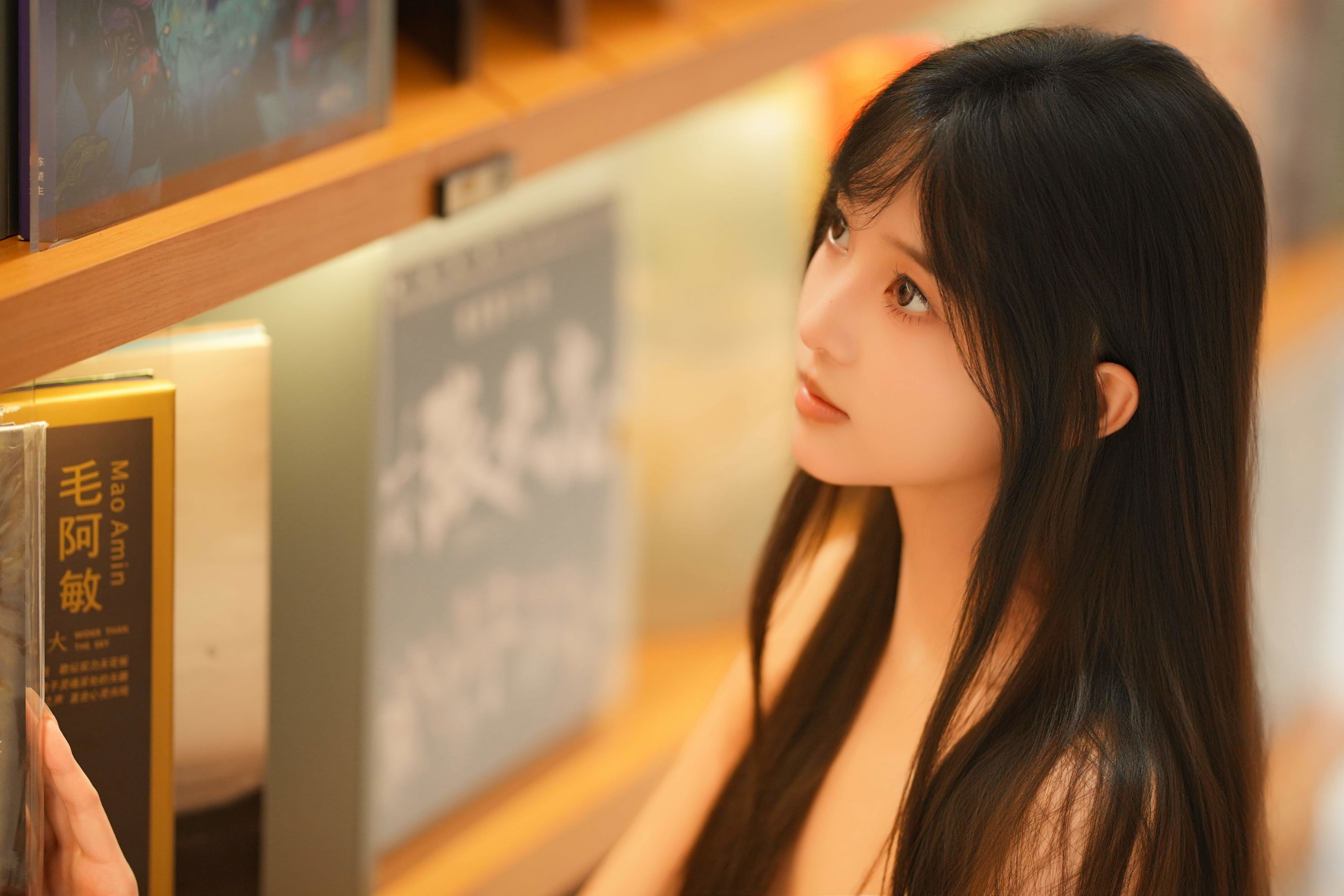 《模特小月 ｜ Vol.38 - 图书馆的优雅少女》[13P] 插图3