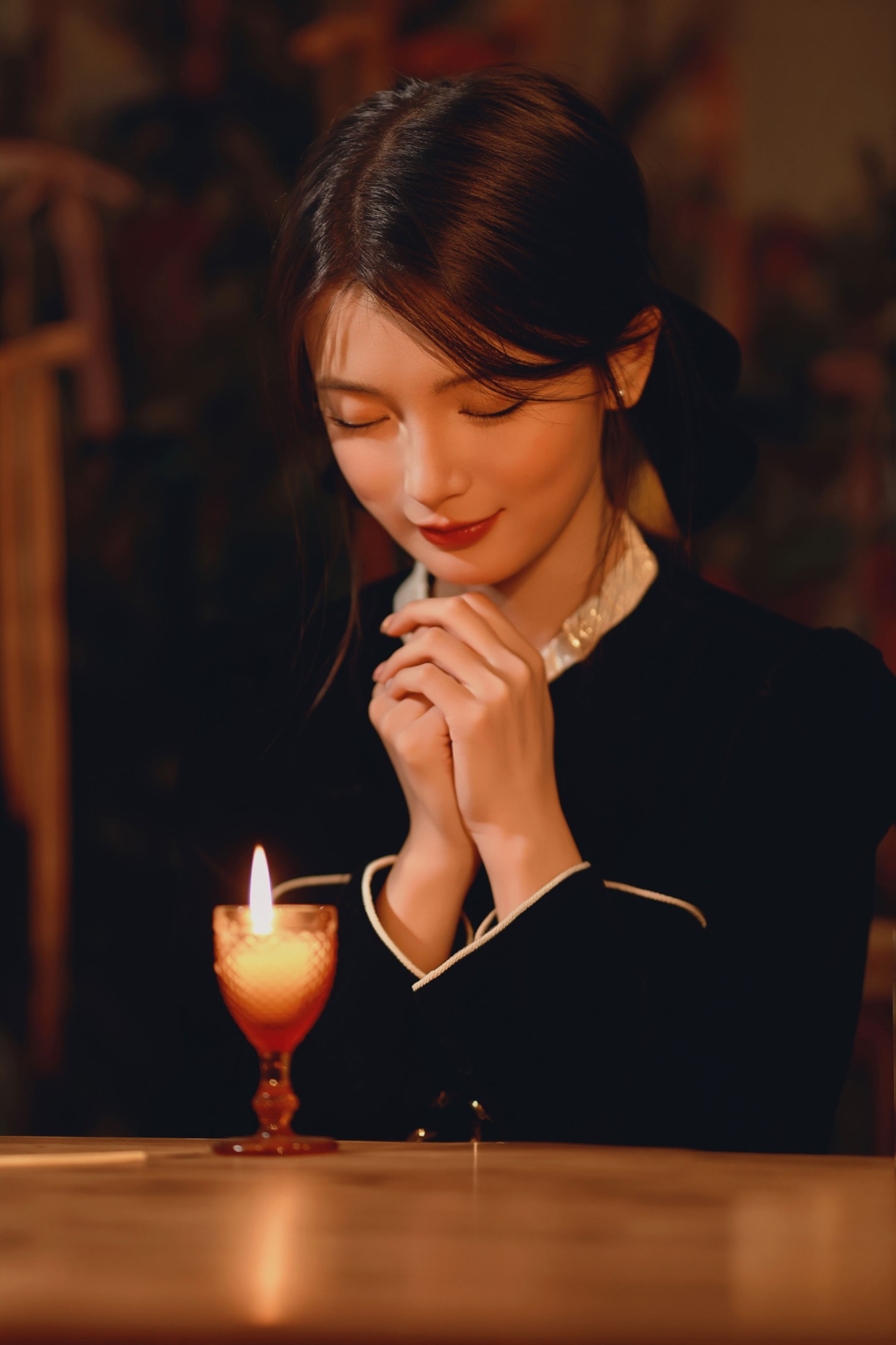 《电影感写真｜暮色漫过帘幕，把时间慢下来》[10P] 插图4