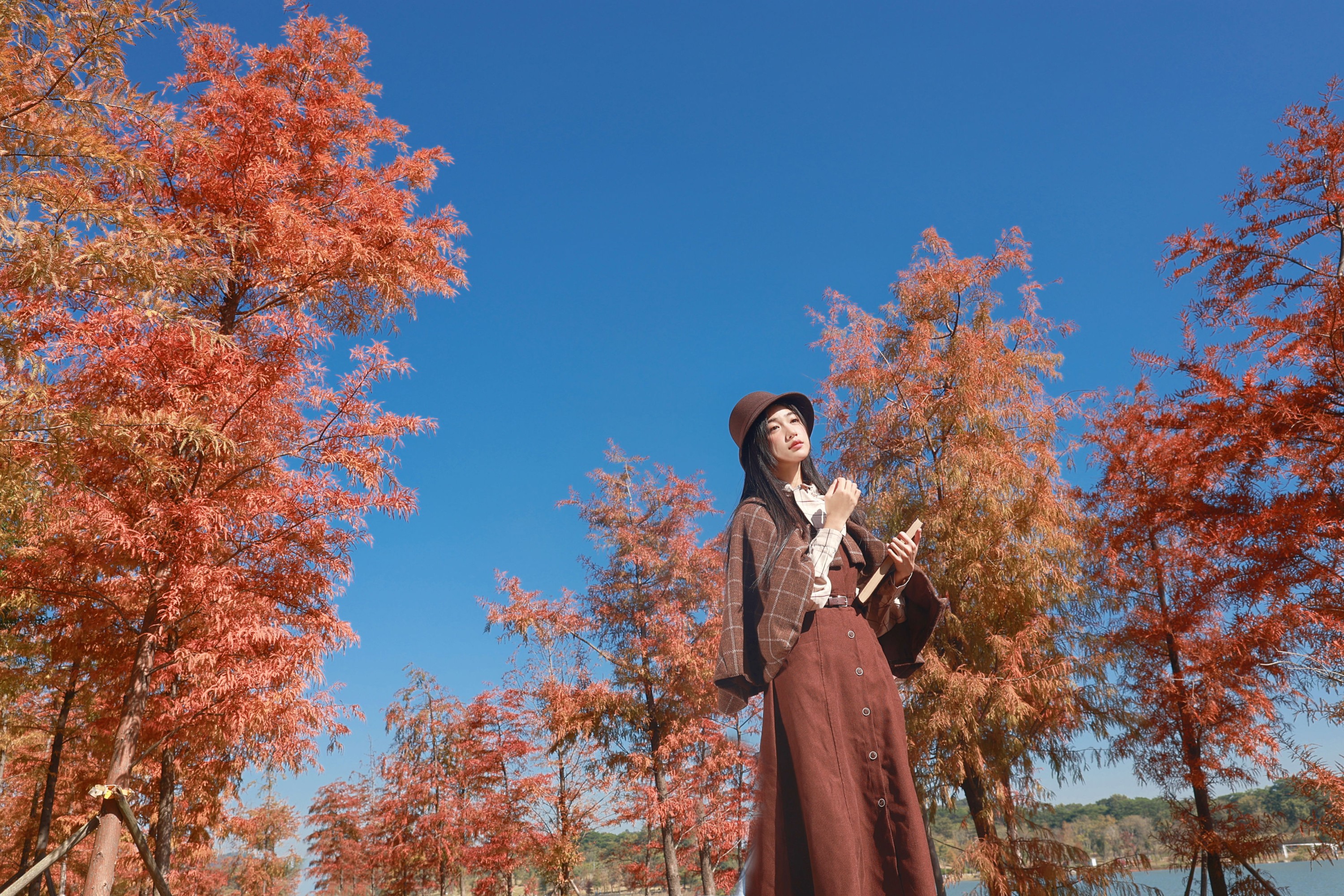 《秋日限定落羽杉 英伦风复古写真太绝了！》[38P] 插图4