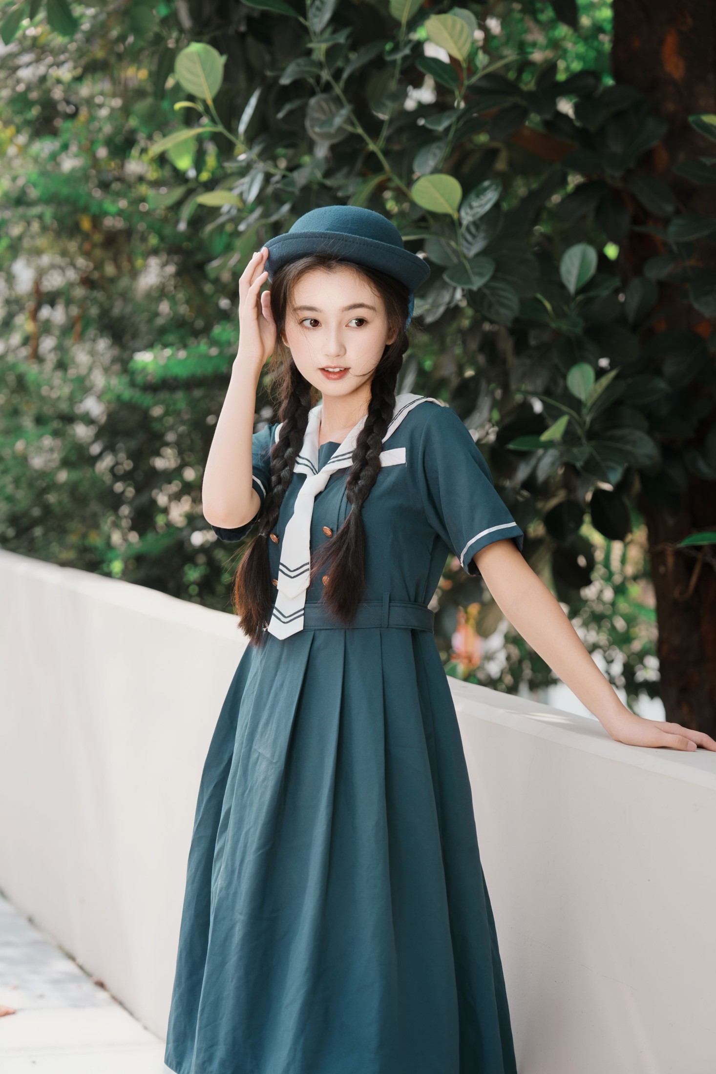 《仲夏街角的梦》[47P] 插图2