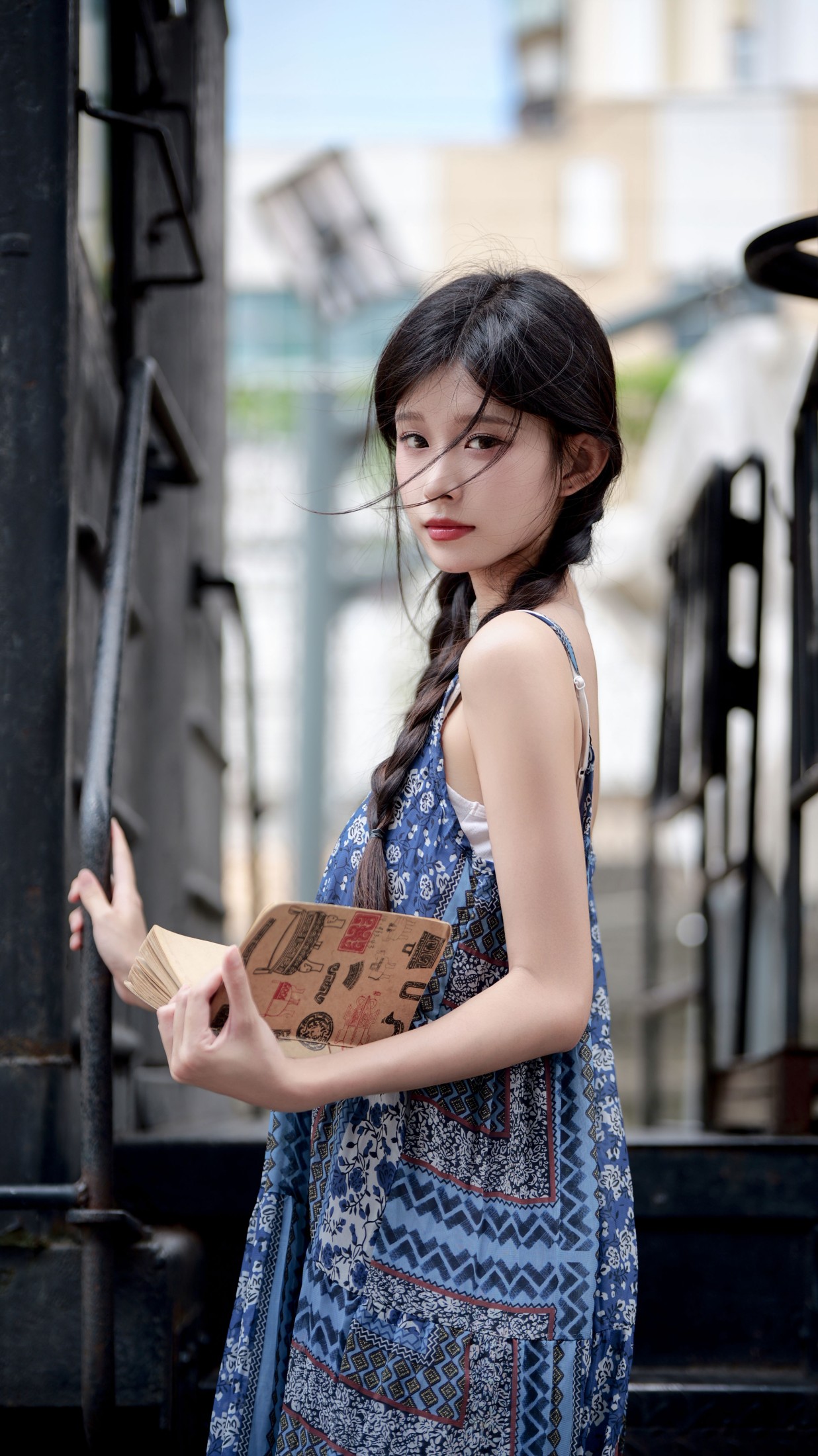 《铁轨与书页》[23P] 插图2
