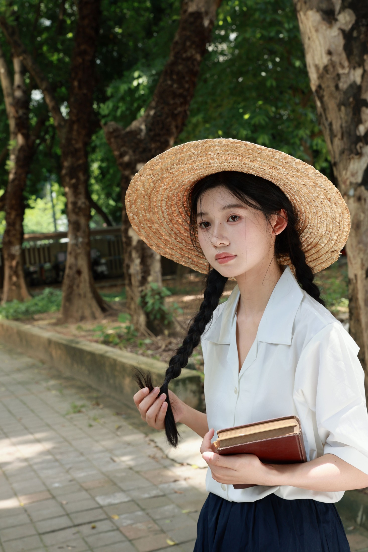 《风穿过树叶，也穿过书页》[19P] 插图5