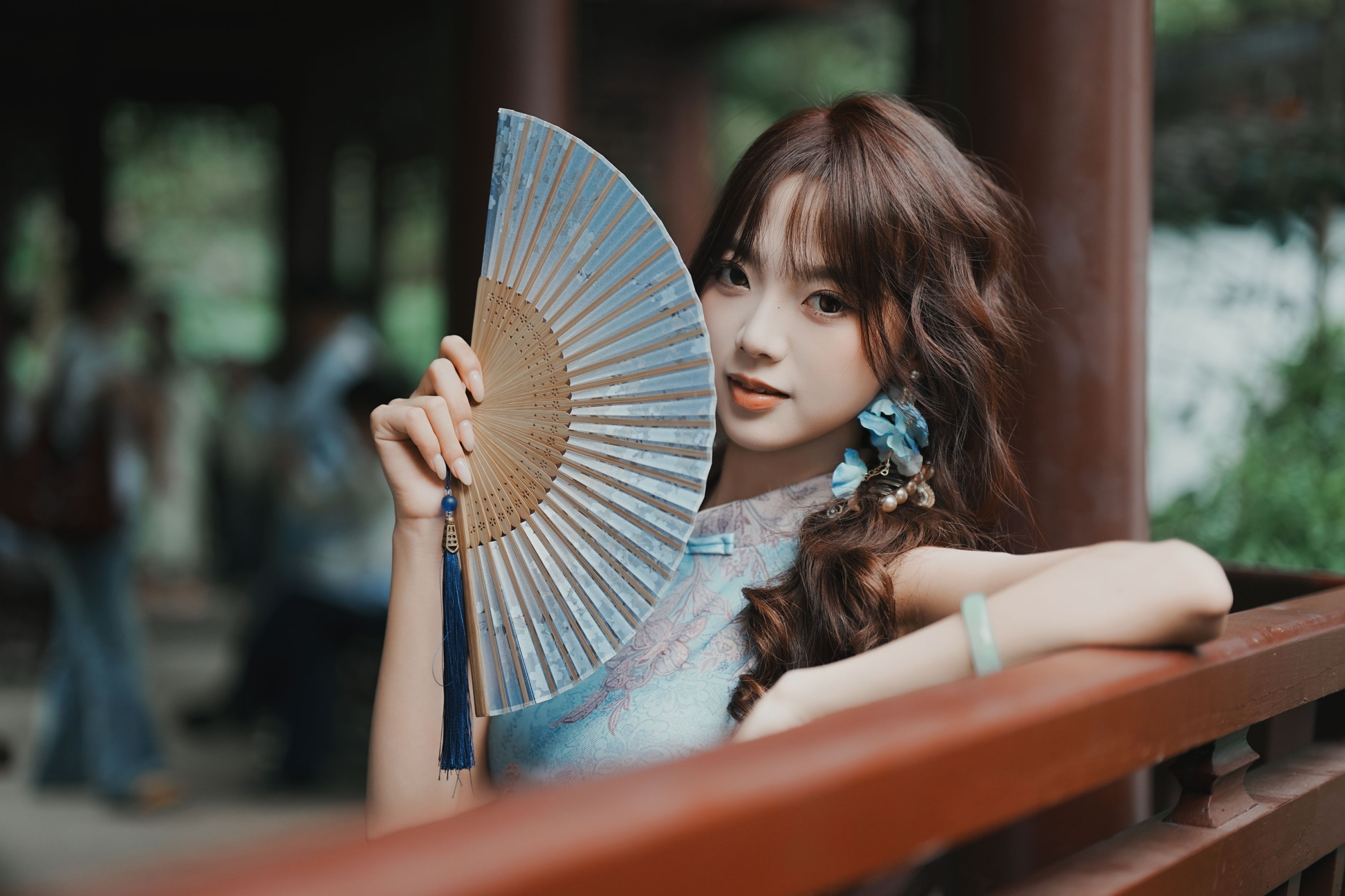 《旗袍佳丽》[26P] 插图2
