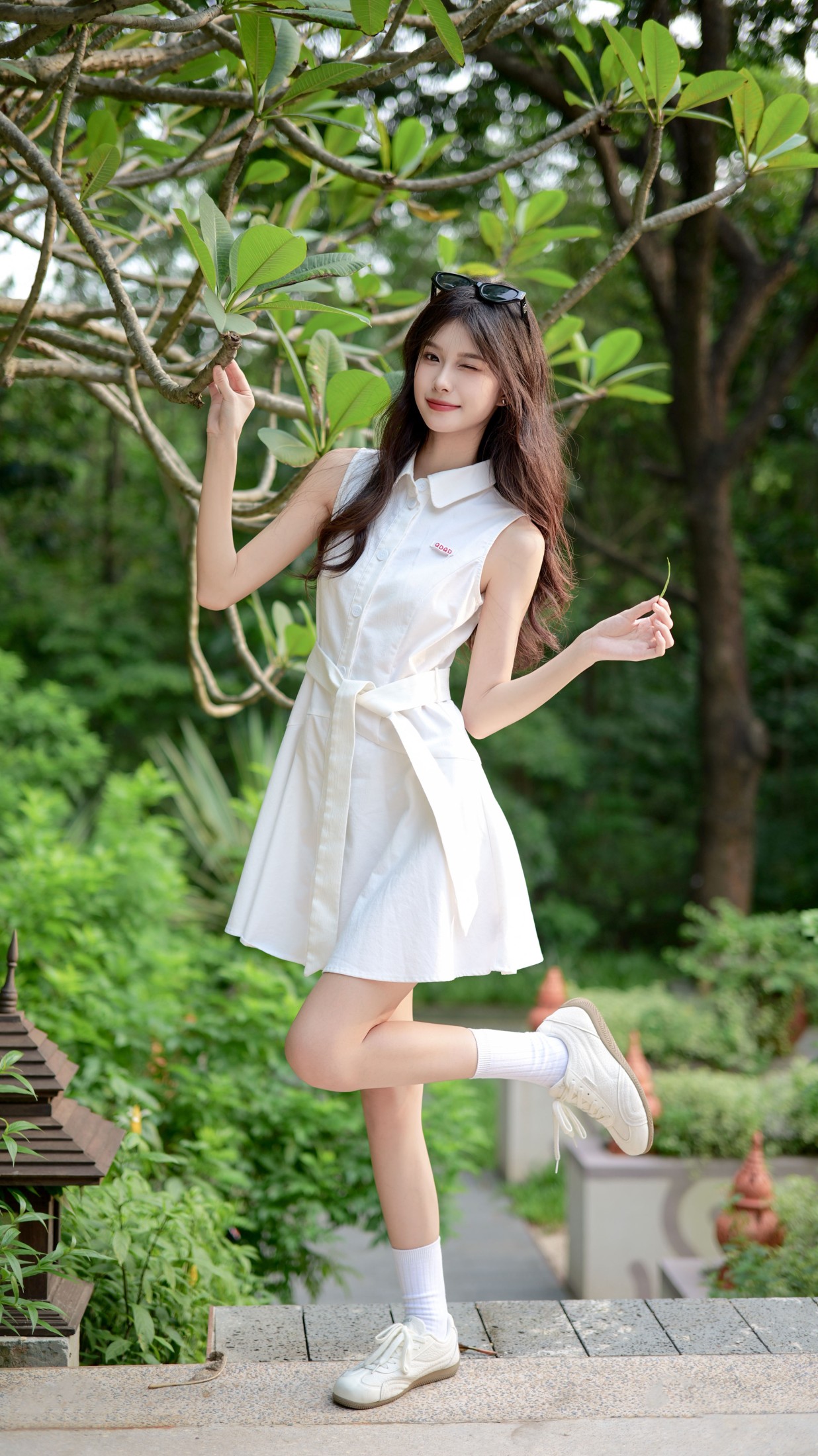 《林间白裙少女感》[12P] 插图3
