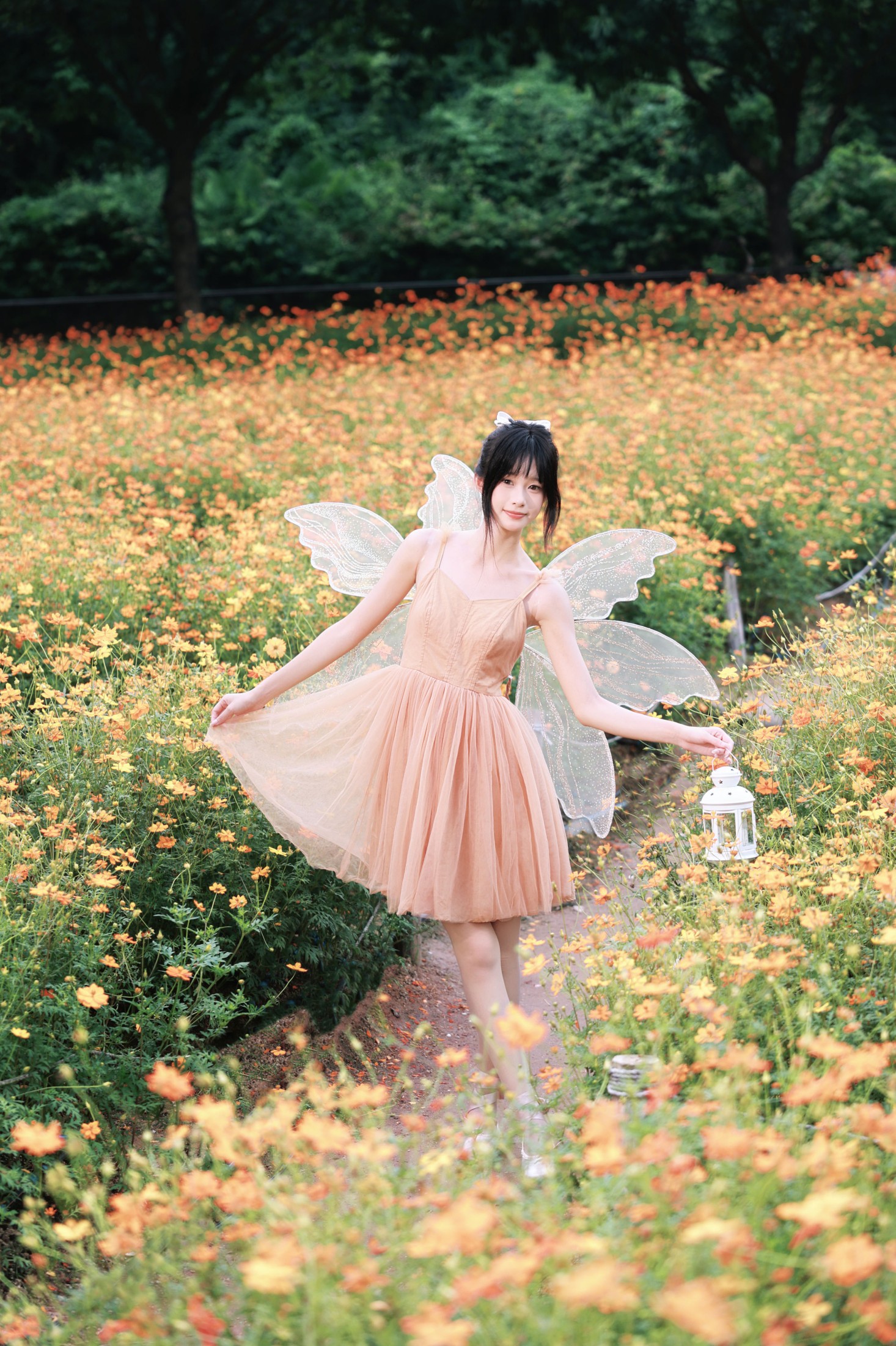 《闯进花海的橘色小精灵》[22P]-66COS