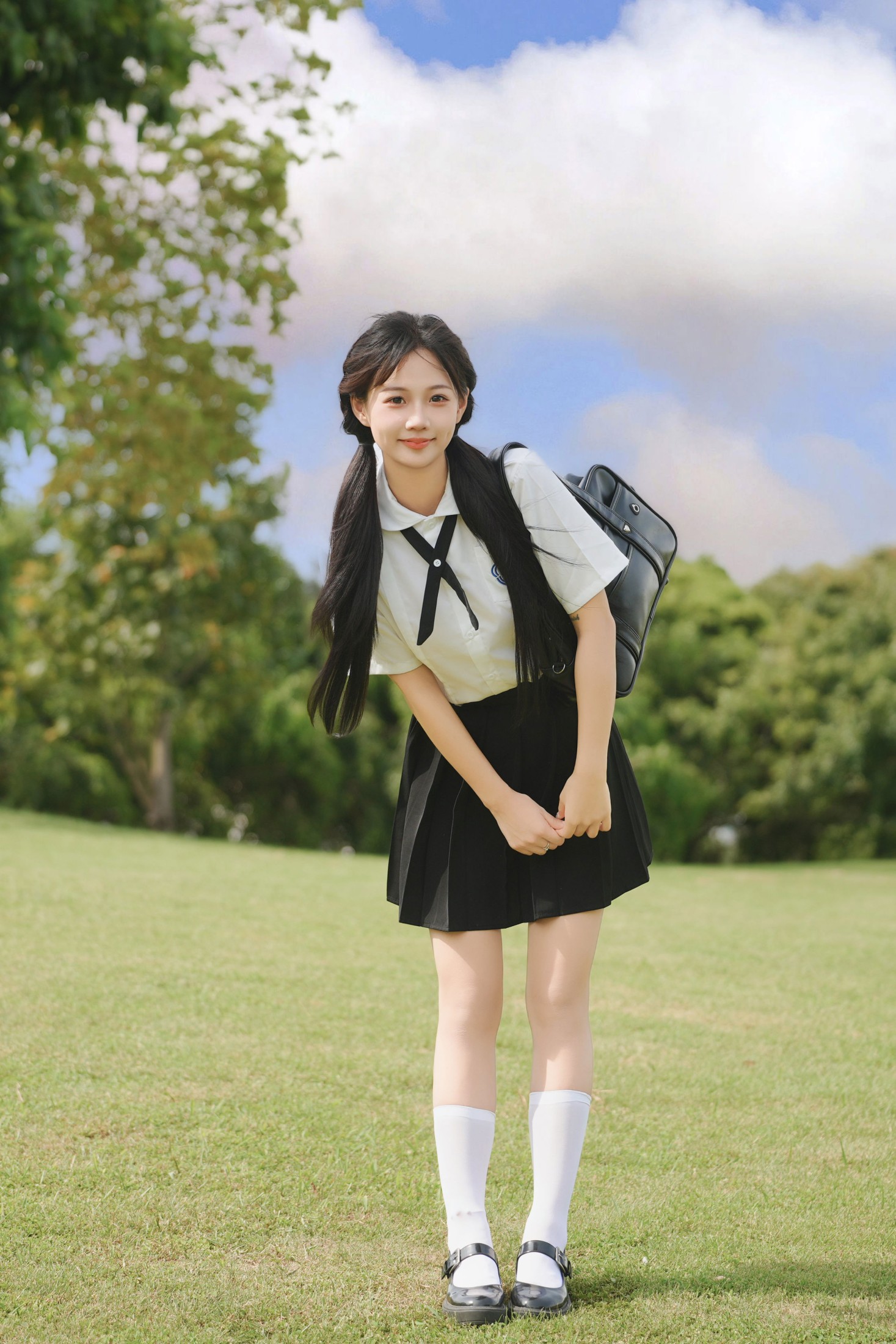 《校服裙与阳光，是青春的样子》[30P]-66COS