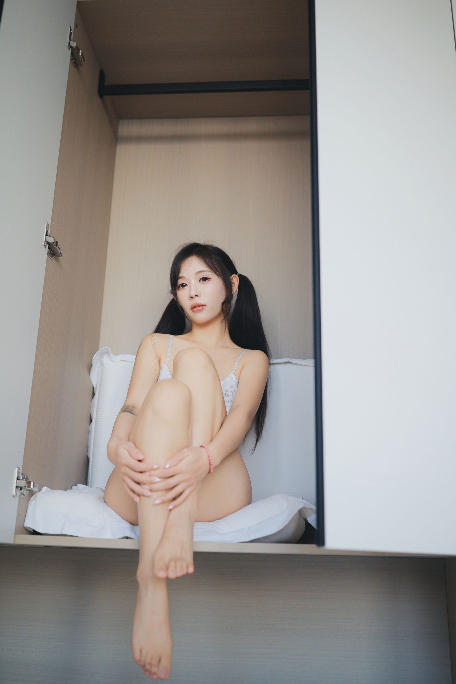 《躲进衣柜，和小熊一起虚度时光🐻》[9P] 插图3