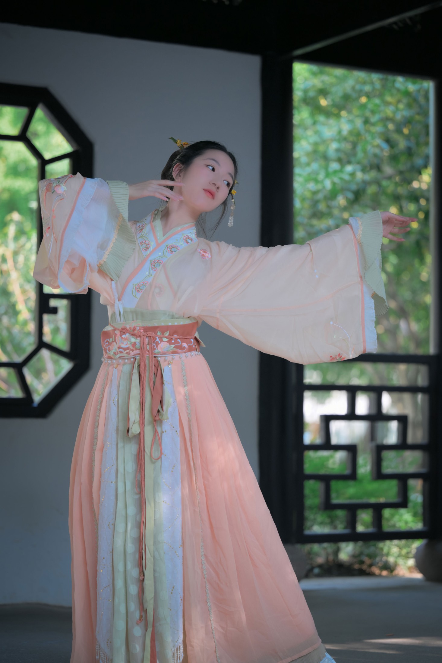 《八月桂花香》[23P]-66COS